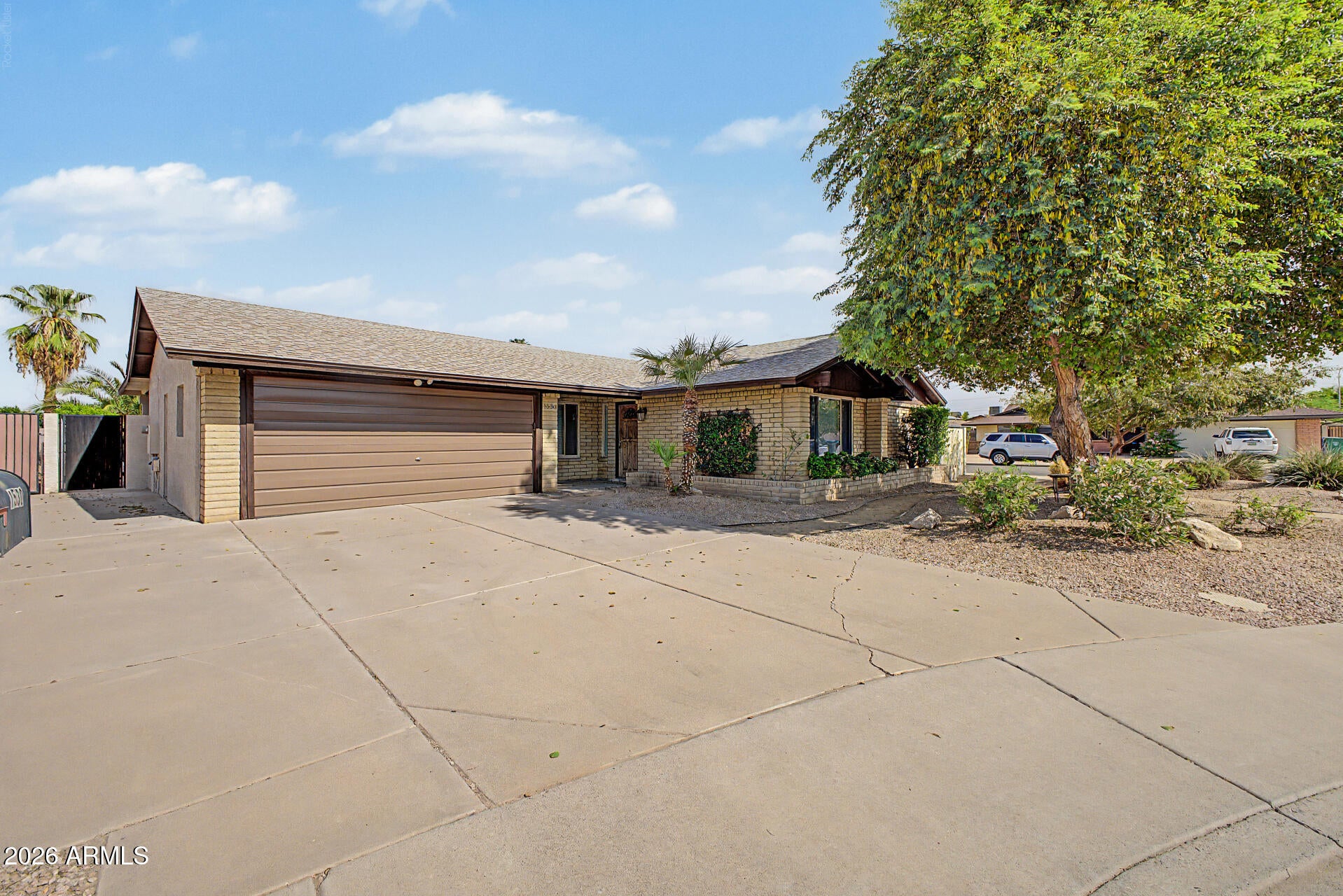 1530 W PAMPA Avenue