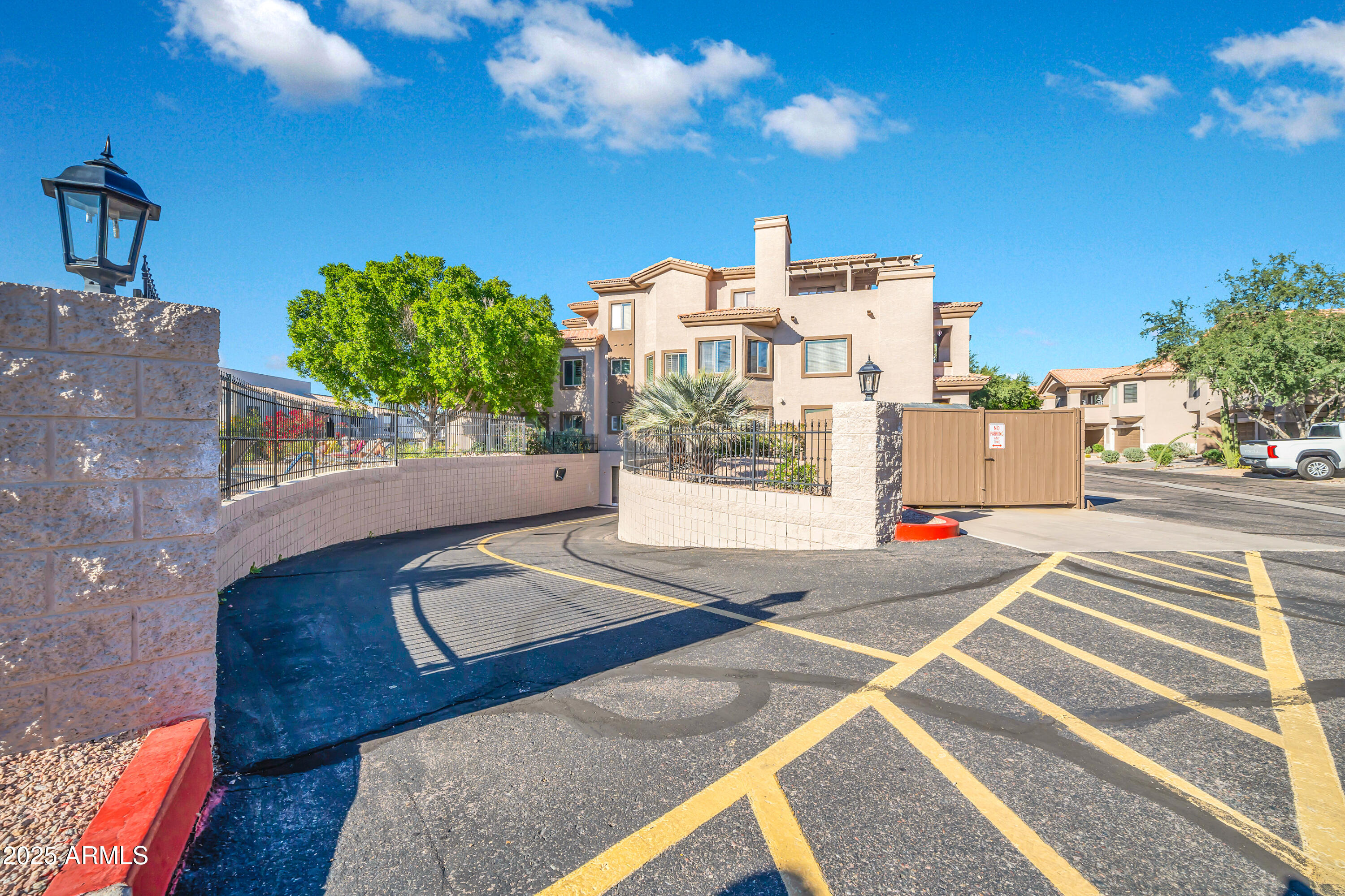 14000 N 94TH Street 1199