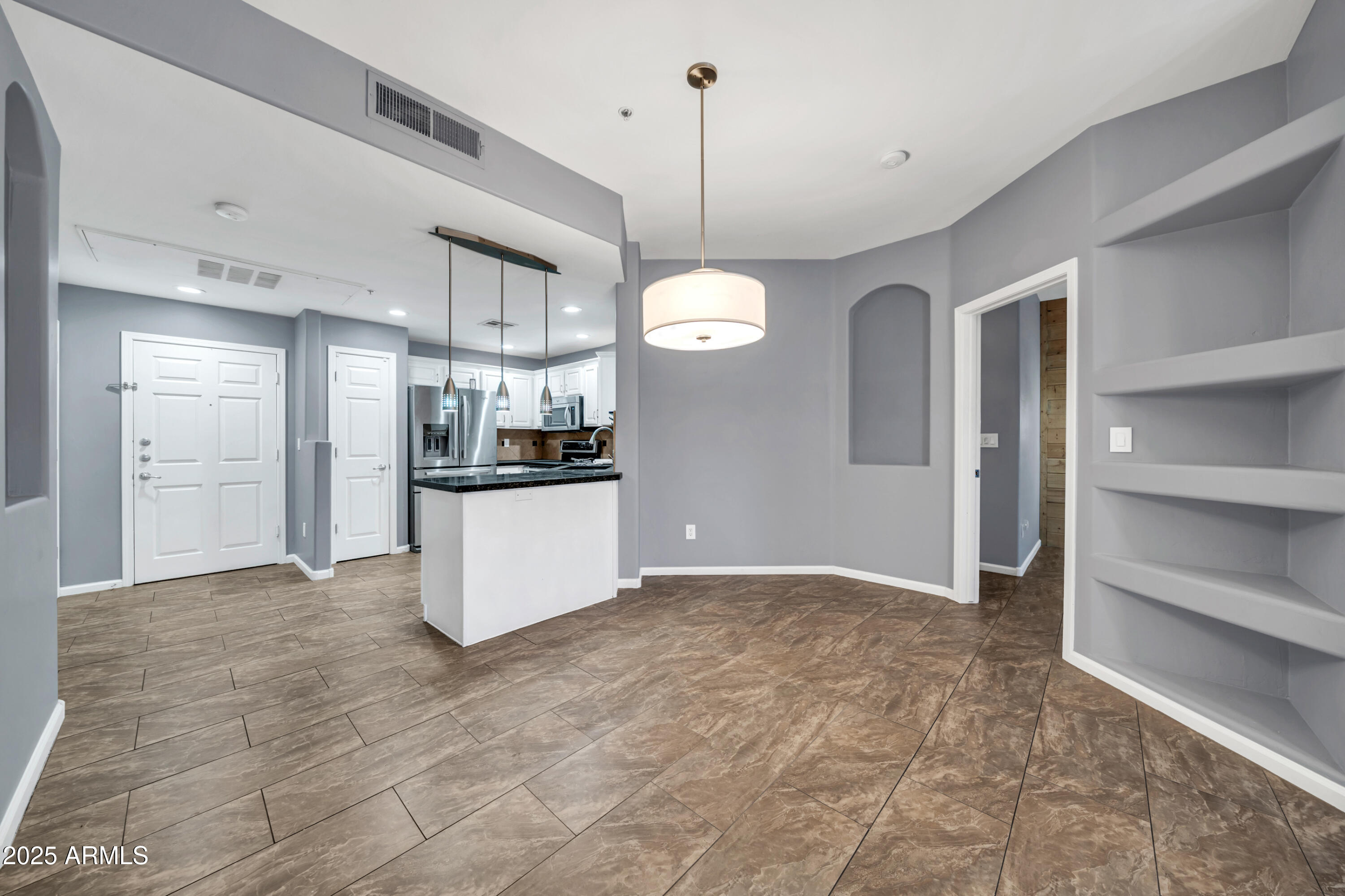 14000 N 94TH Street 1199