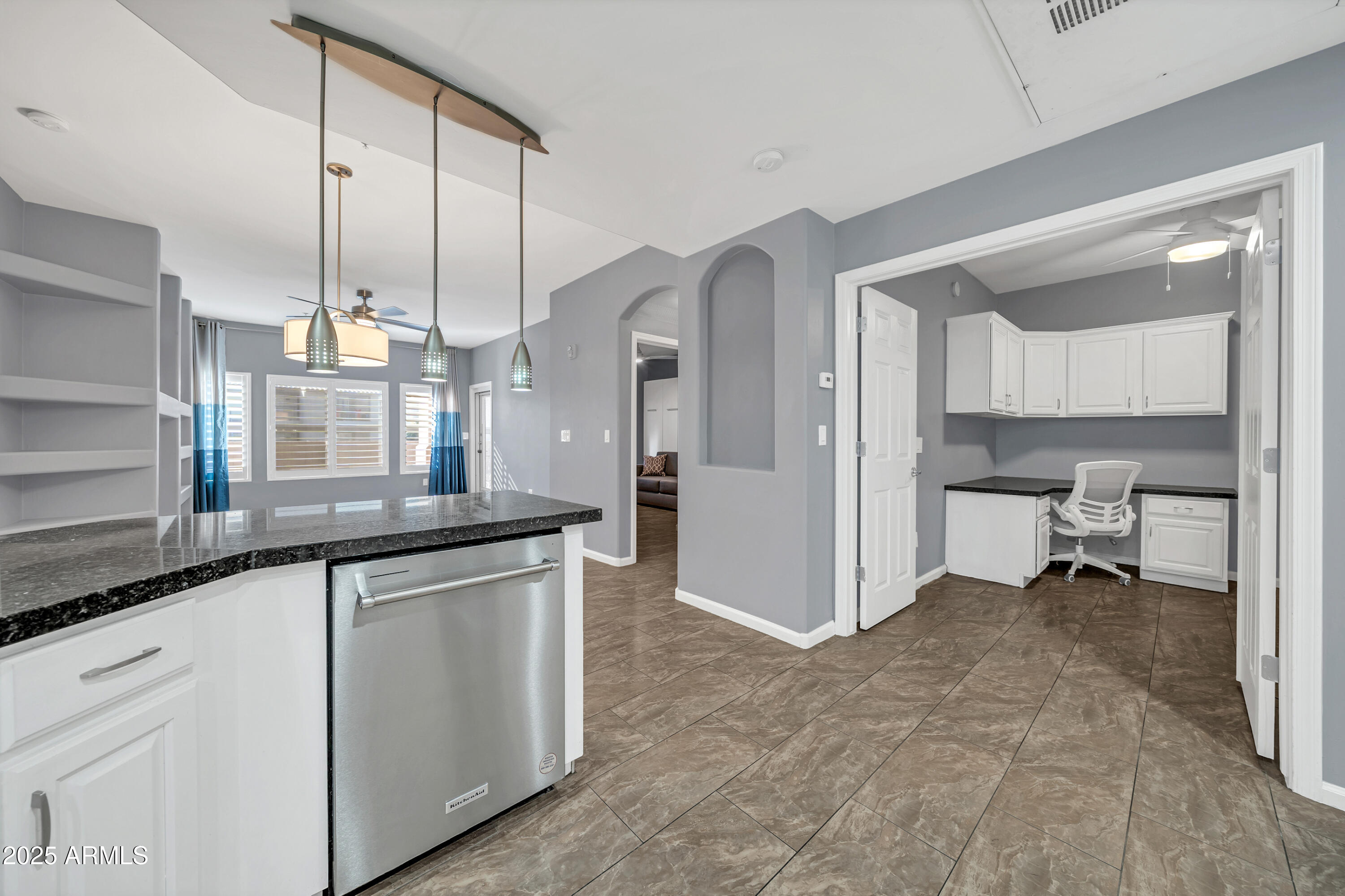 14000 N 94TH Street 1199