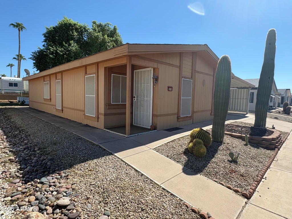 Photo of 2400 E Baseline Avenue #34, Apache Junction, AZ 85119 (MLS # 7091467)