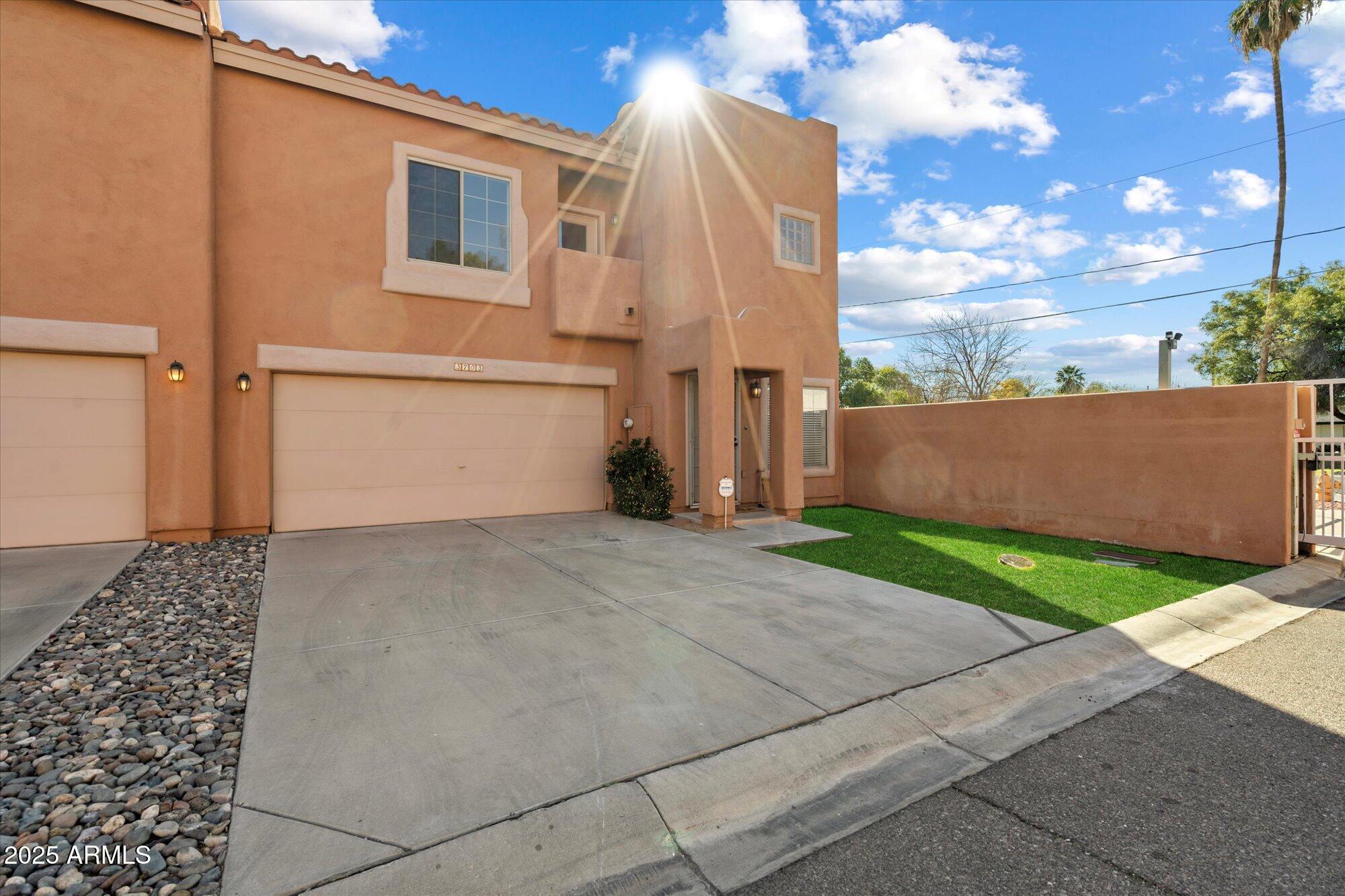 3703 E MITCHELL Drive