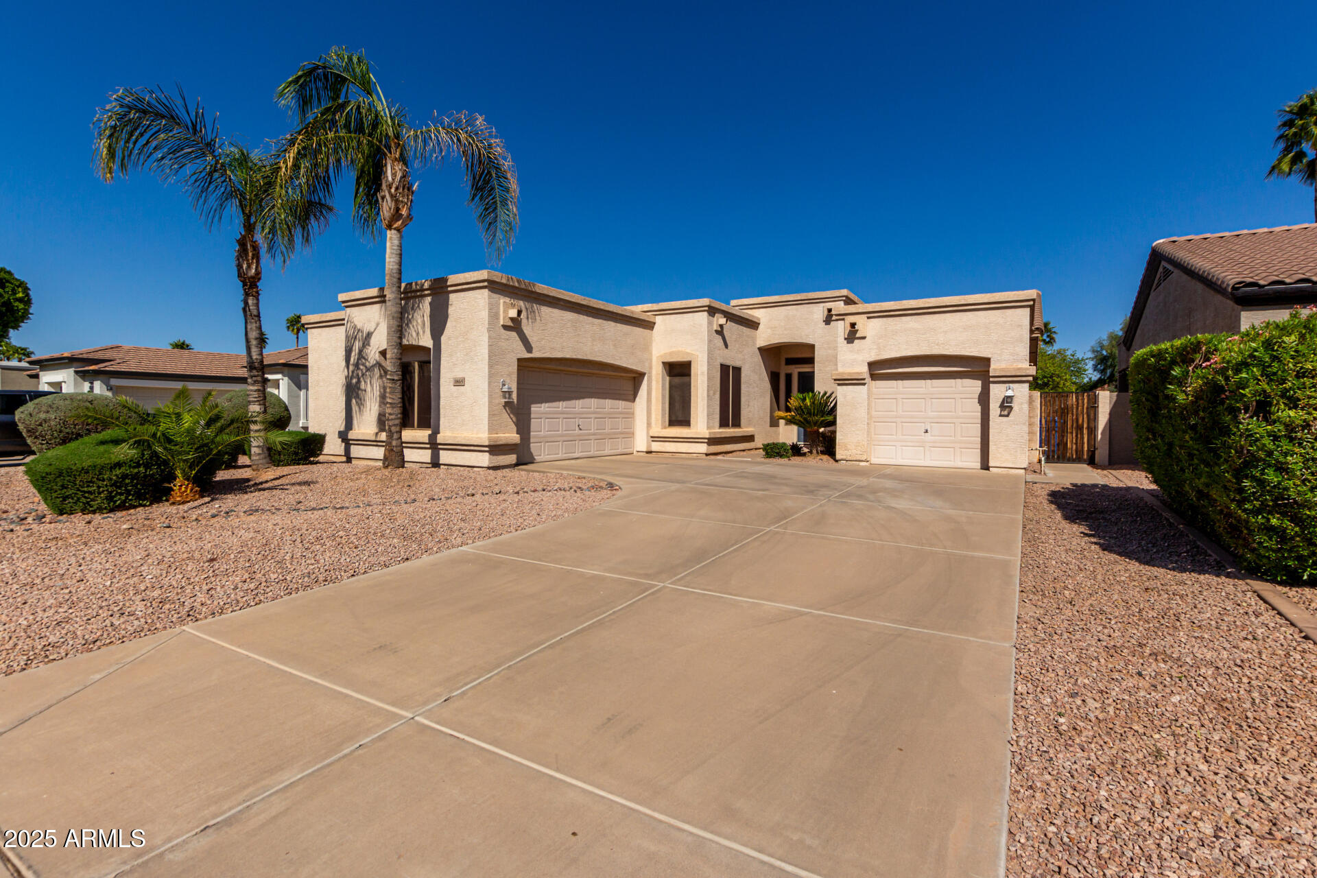 1865 S MORRISON Lane