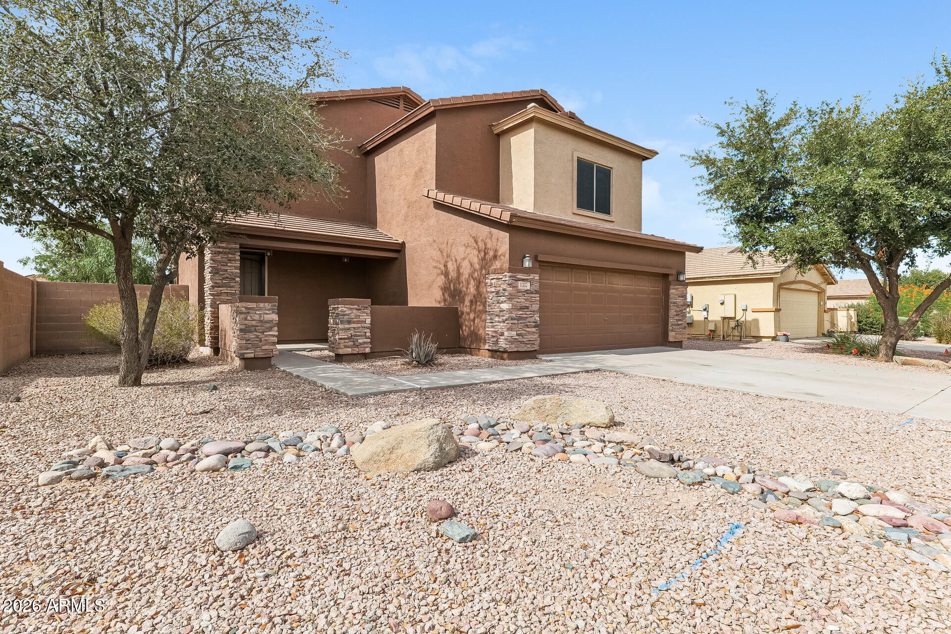 1337 E MARTHA Drive