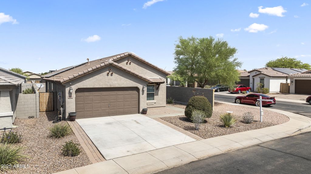 Photo of 726 W Jardin Drive, Casa Grande, AZ 85122 (MLS # 6922694)