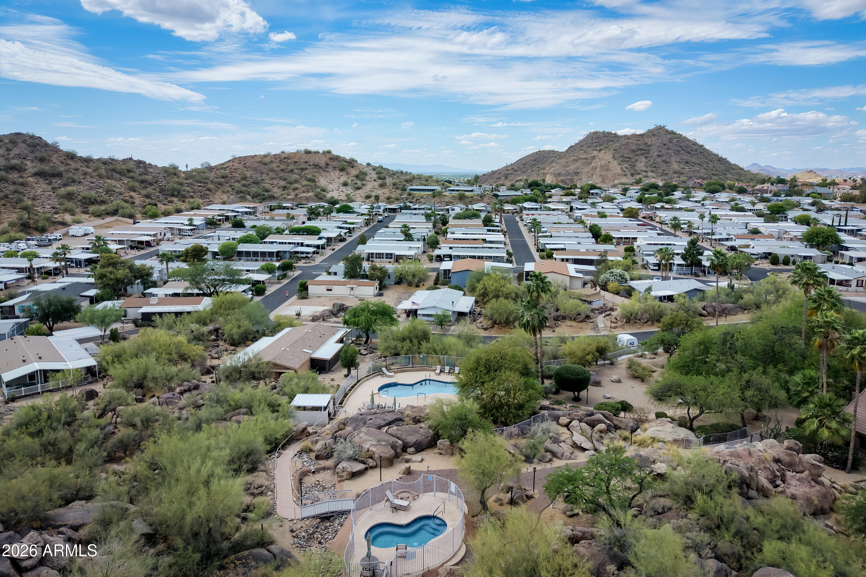 2233 E BEHREND Drive 41