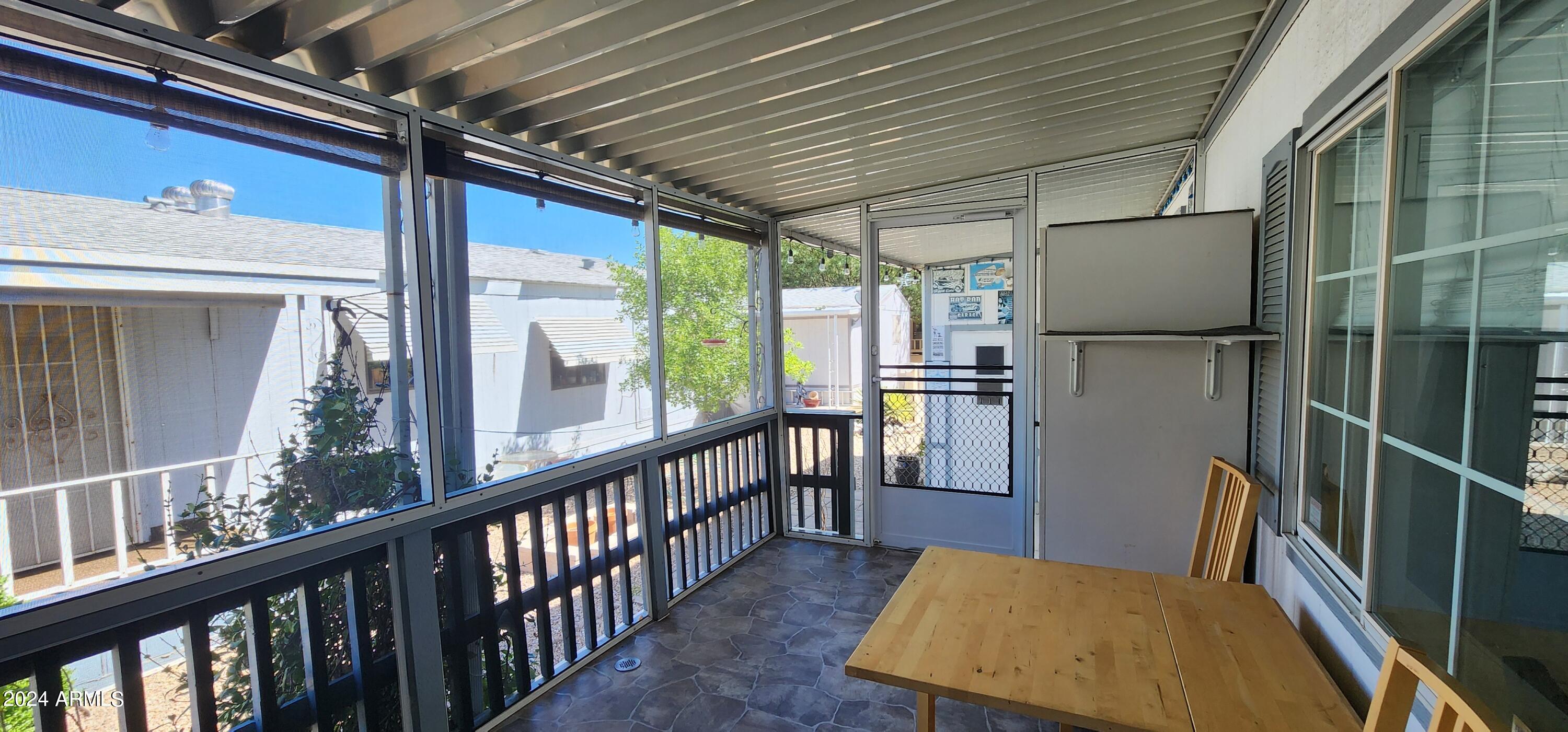 2233 E BEHREND Drive 41