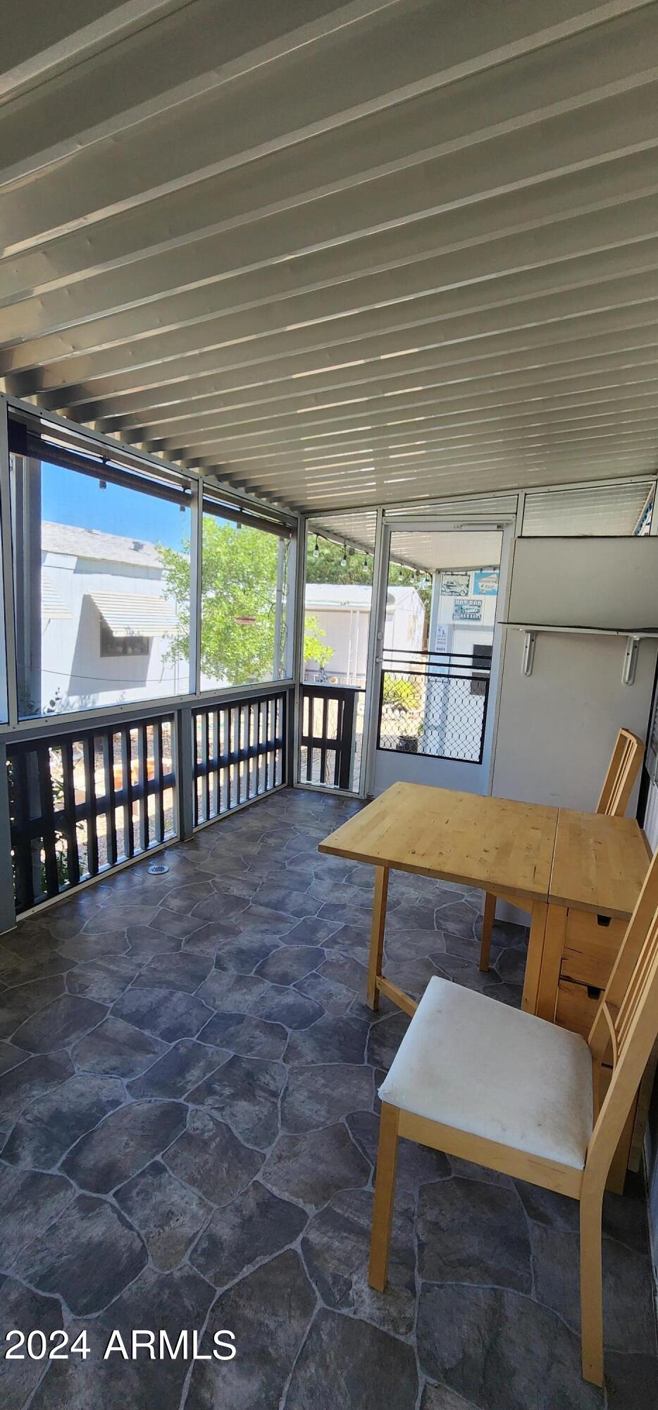 2233 E BEHREND Drive 41