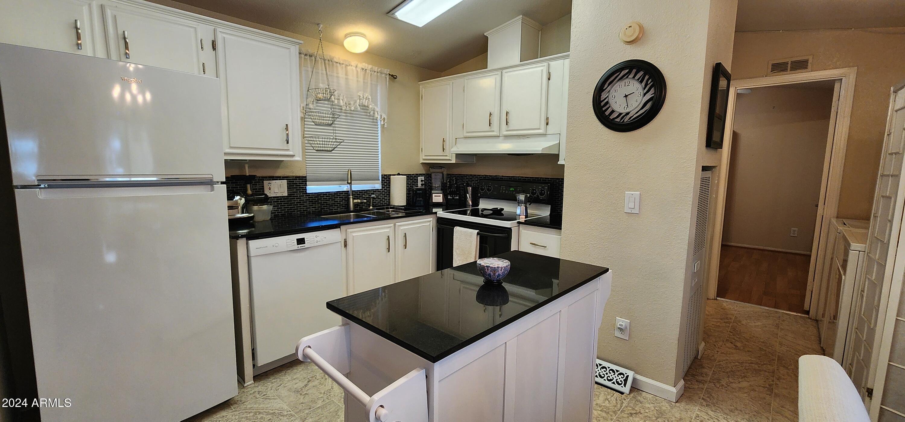 Boulder Ridge Mobile Home Park - Residential