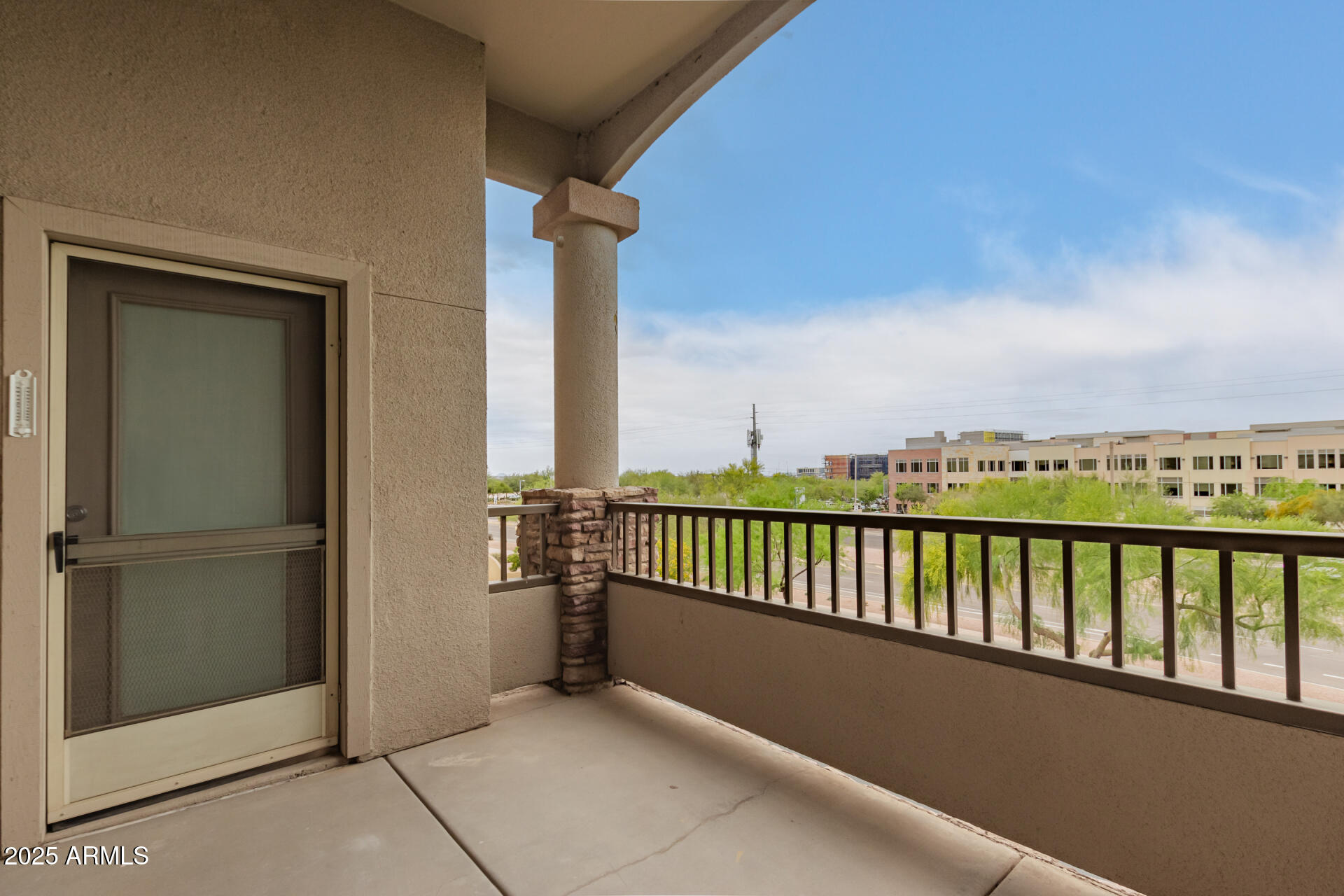 5450 E Deer Valley Drive 3023