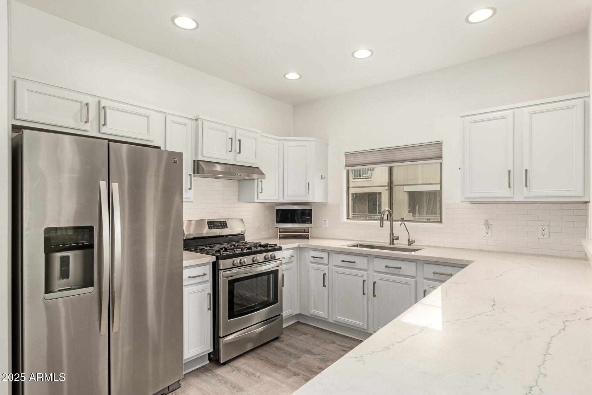 5450 E Deer Valley Drive 3023