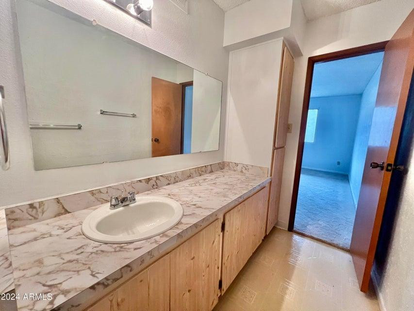 7625 E Camelback Road 415A