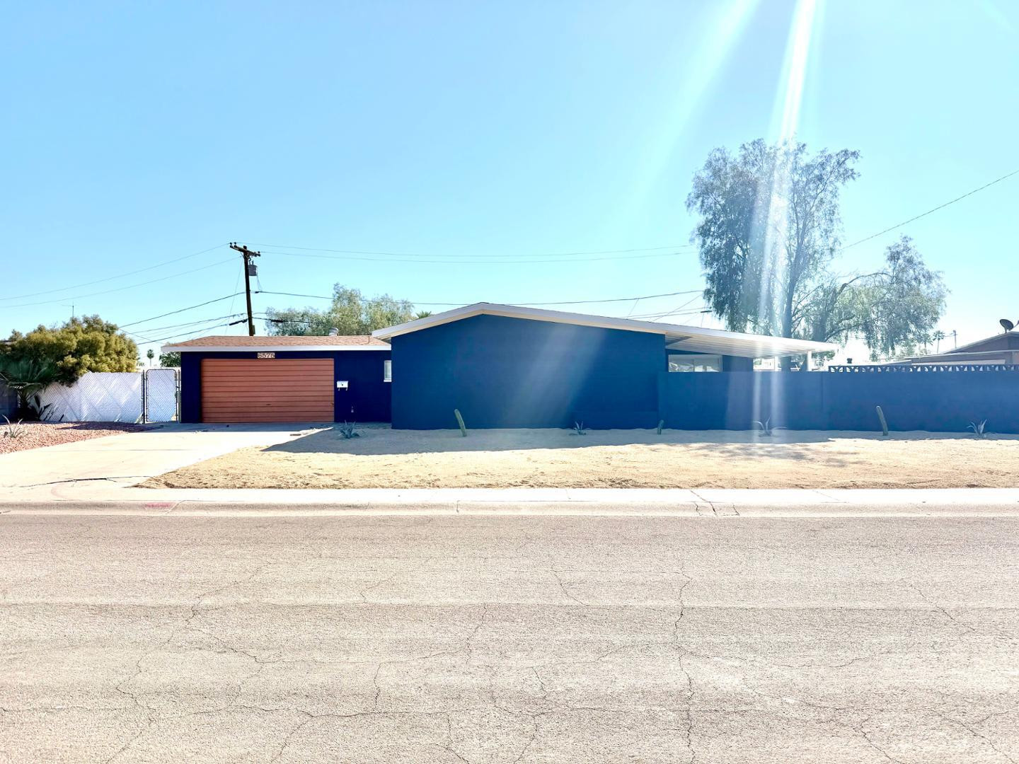 6575 W Medlock Drive