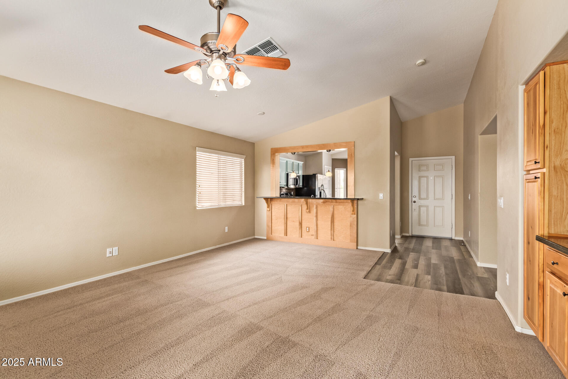 30445 N SUNRAY Drive