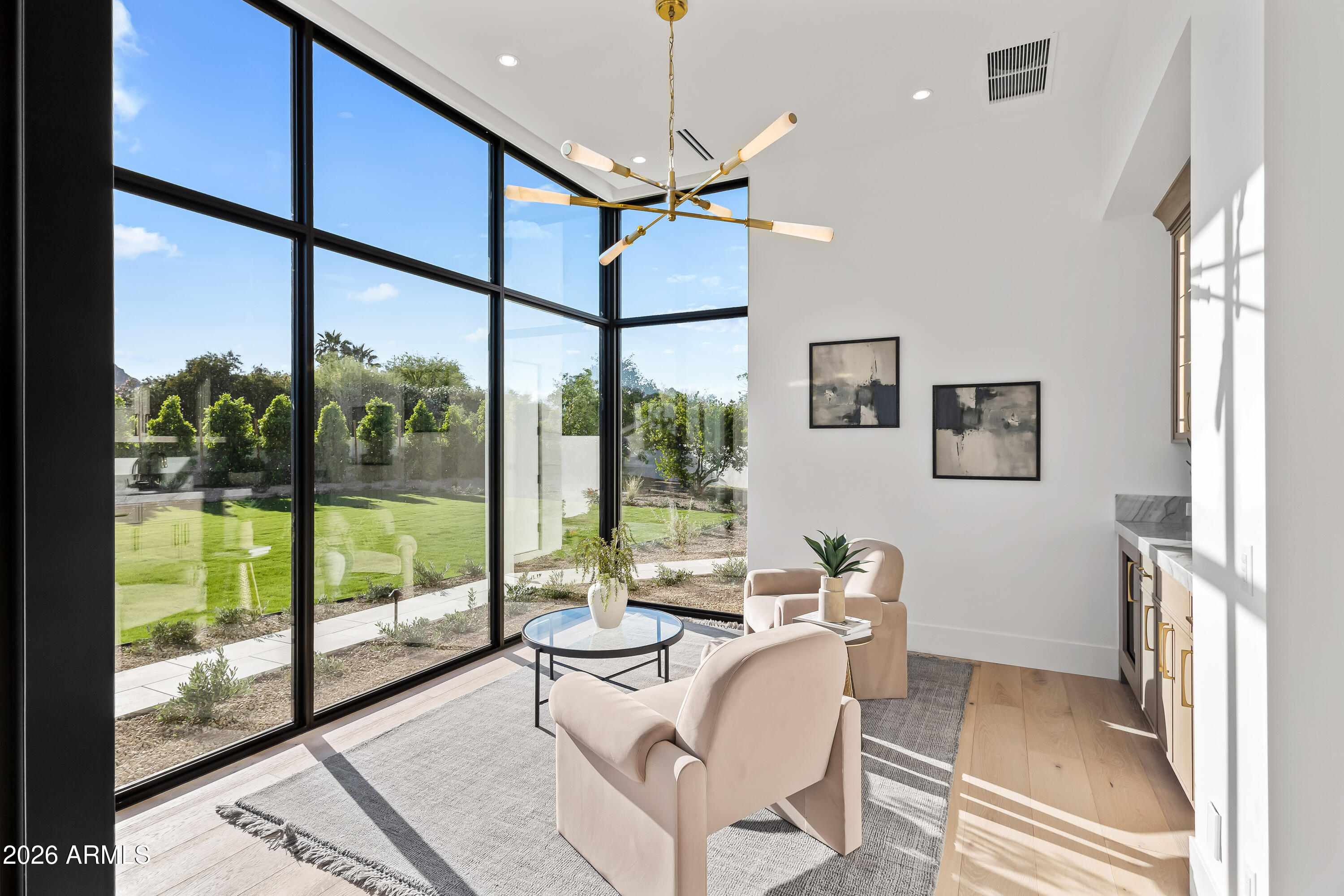 CAMELBACK COUNTRY CLUB ESTATES - Residential