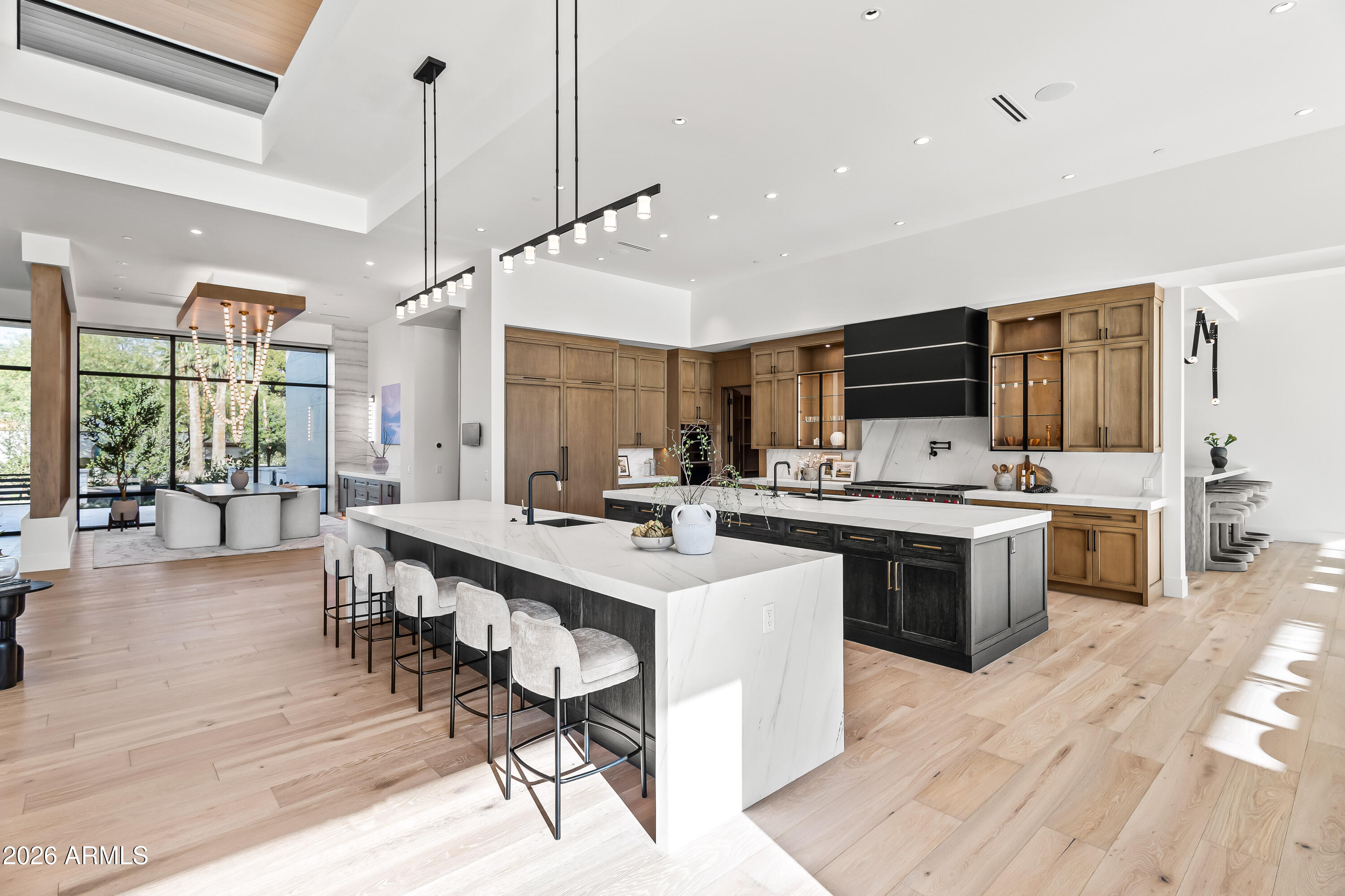 CAMELBACK COUNTRY CLUB ESTATES - Residential