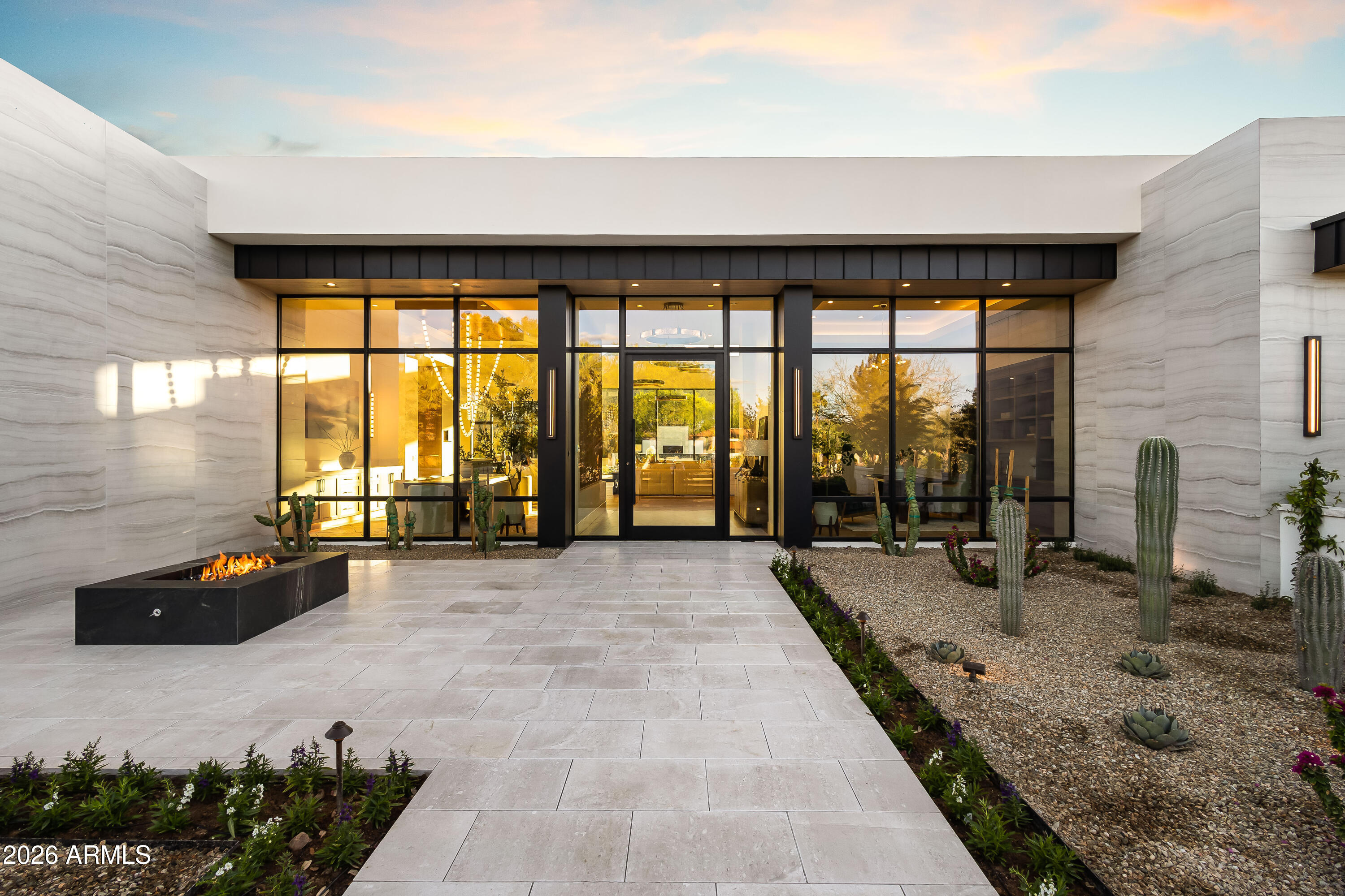 CAMELBACK COUNTRY CLUB ESTATES - Residential