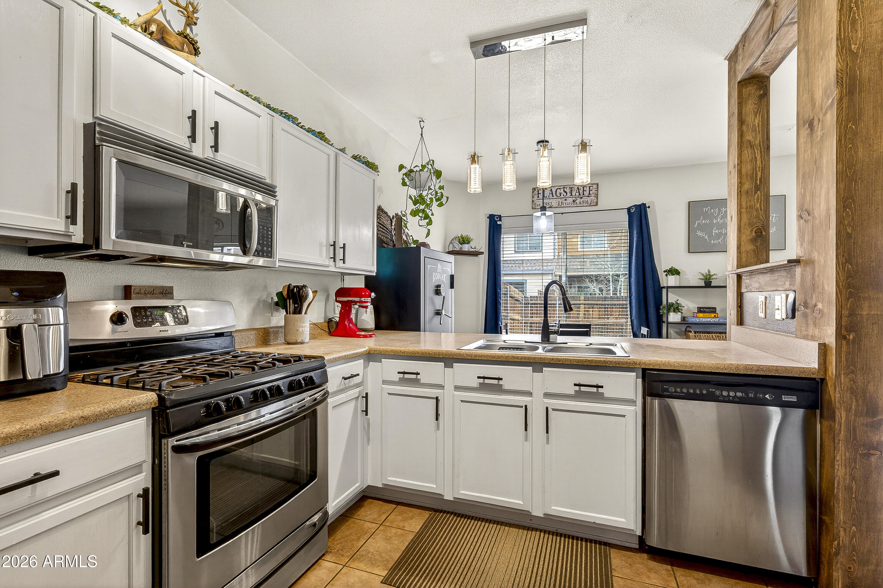 9119 W SLATE MOUNTAIN Trail