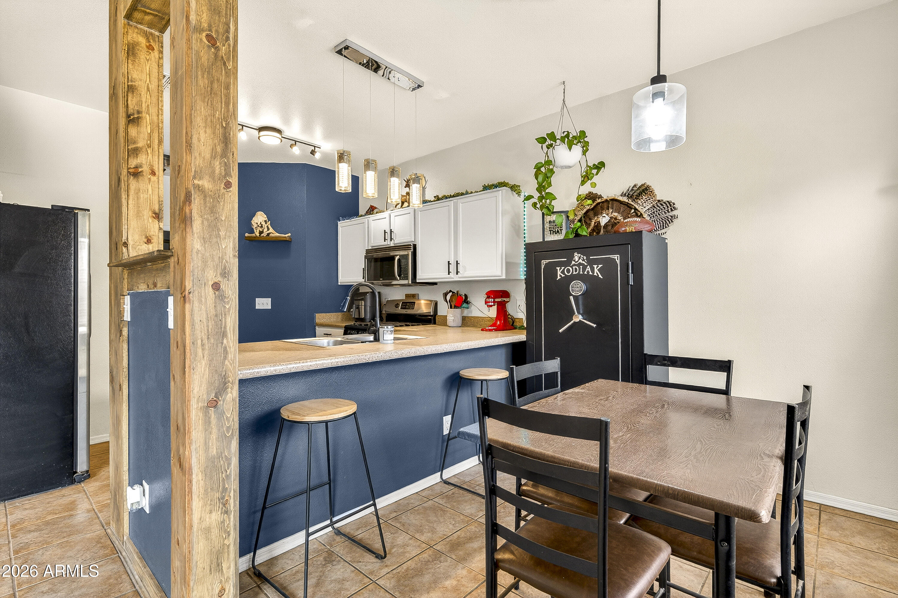 9119 W SLATE MOUNTAIN Trail