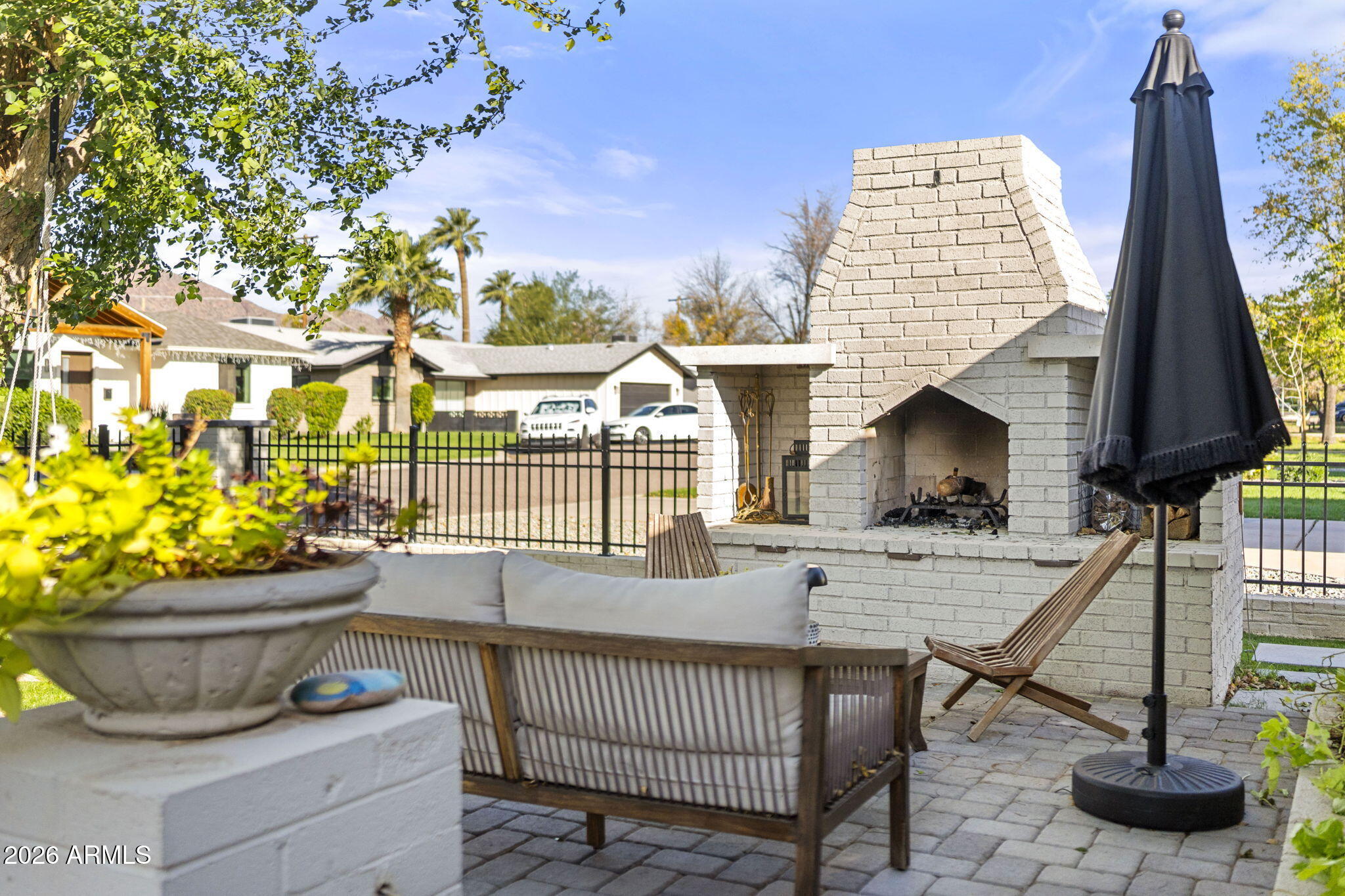 4215 E FLOWER Street