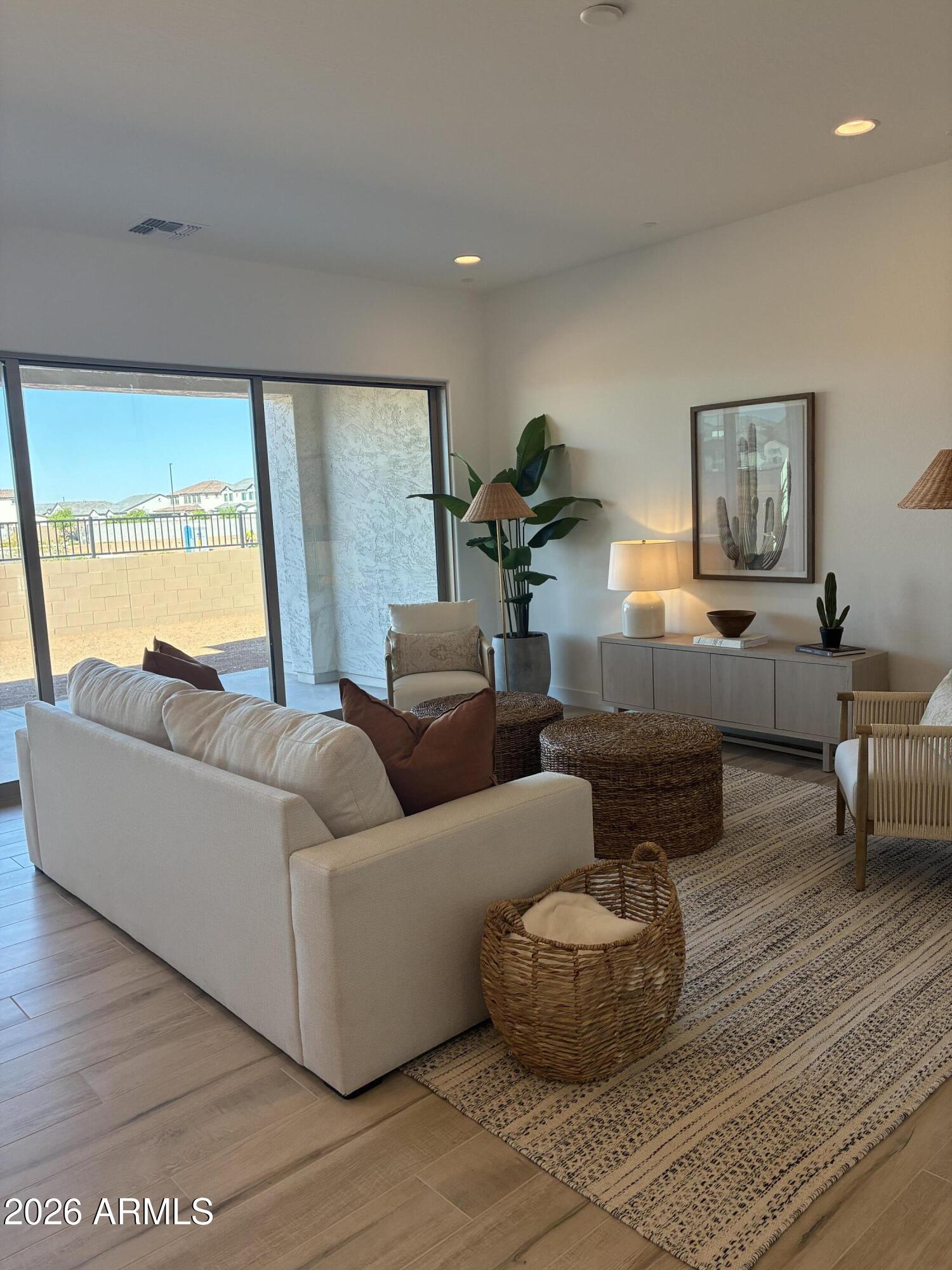 6860 S Crosscreek Drive