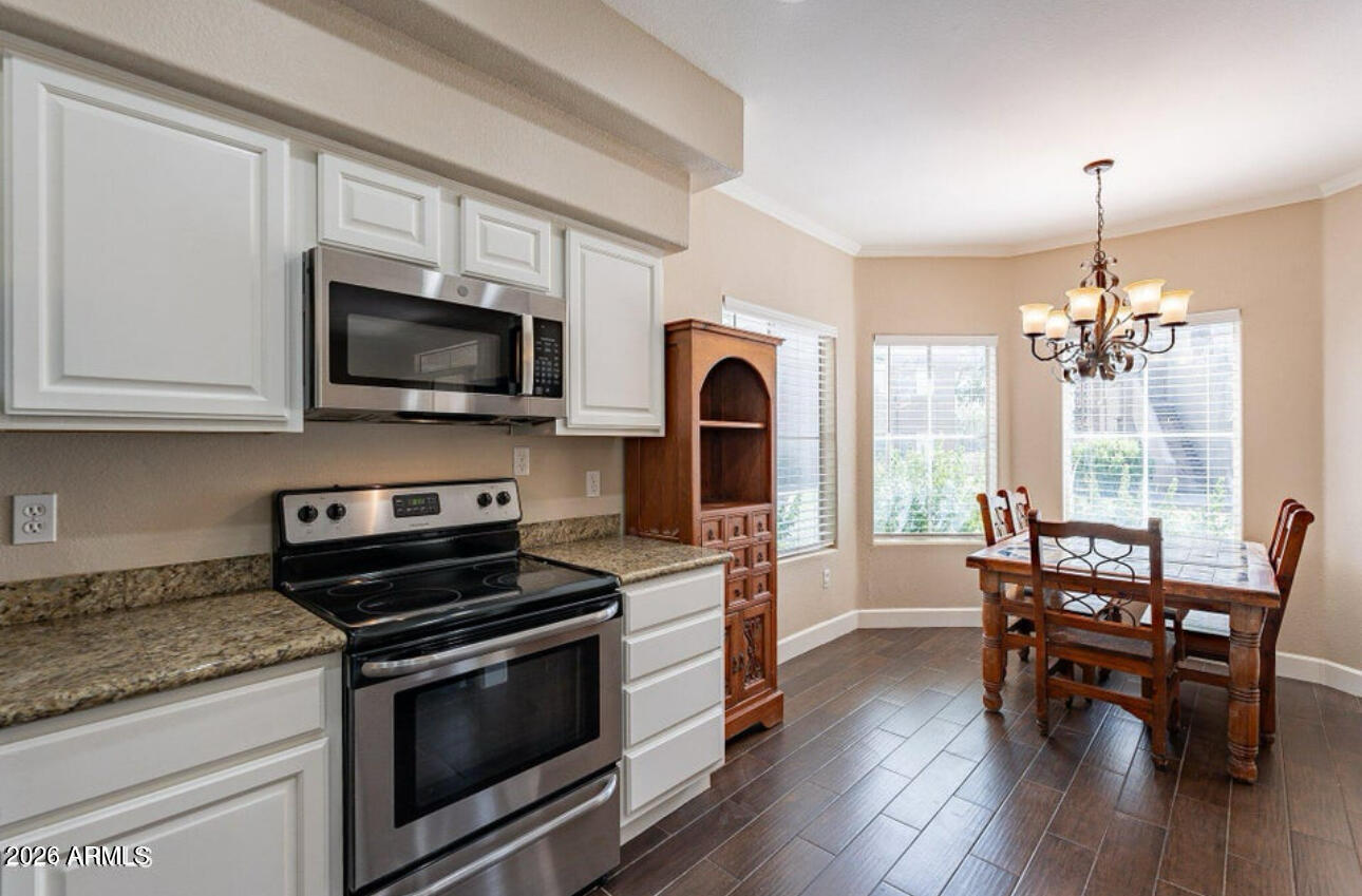 5335 E Shea Boulevard 1042