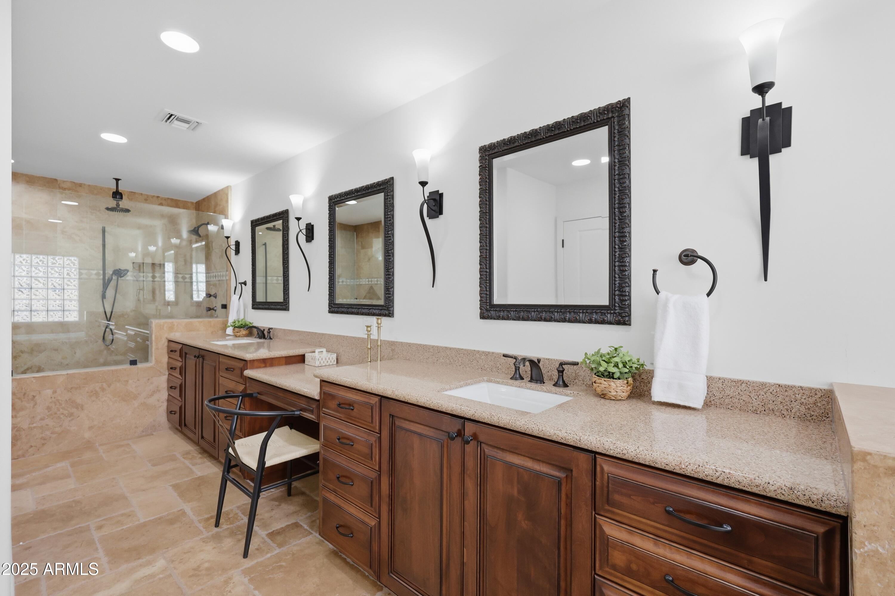 7618 E IRONWOOD Drive