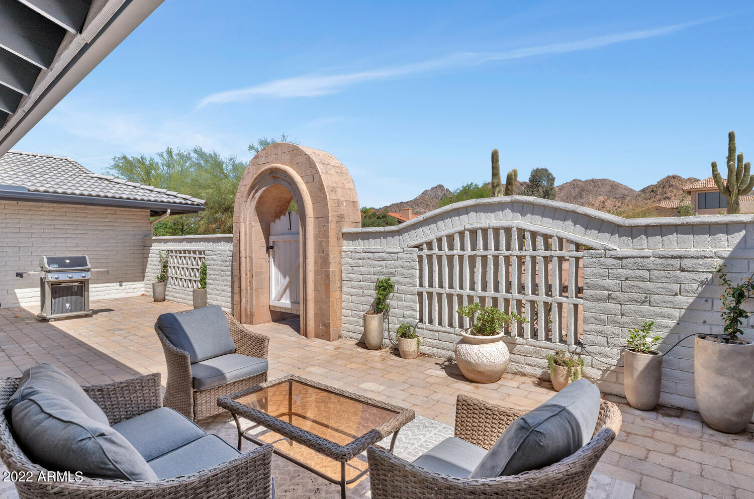 3411 E Valley Vista Lane