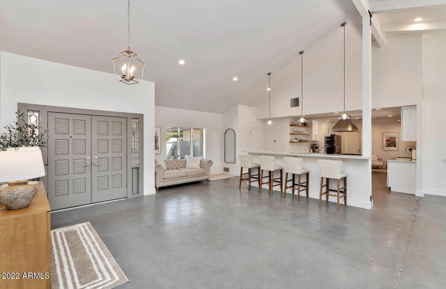 3411 E Valley Vista Lane