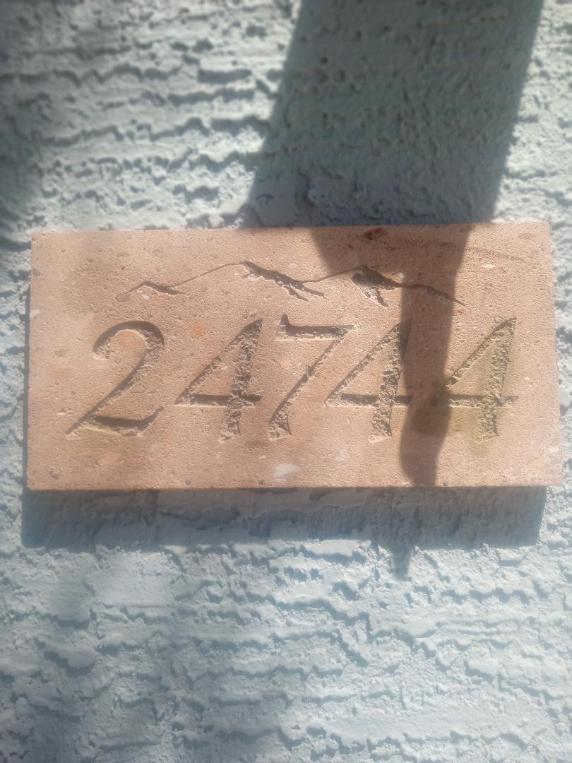 24744 W ILLINI Street