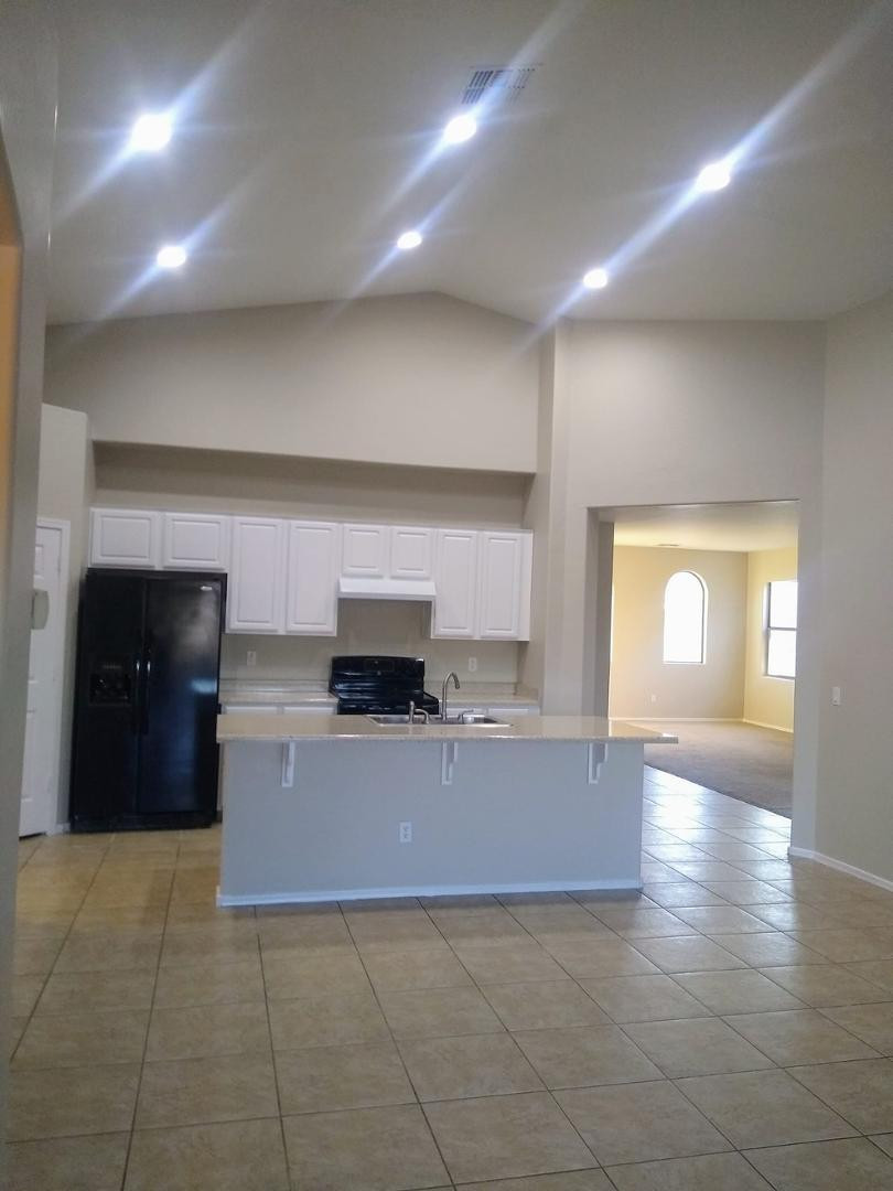 24744 W Illini Street