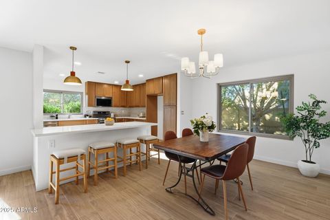 8116 N 18TH Way Phoenix AZ 85020