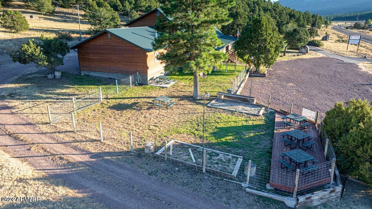 41633 HWY 180 --