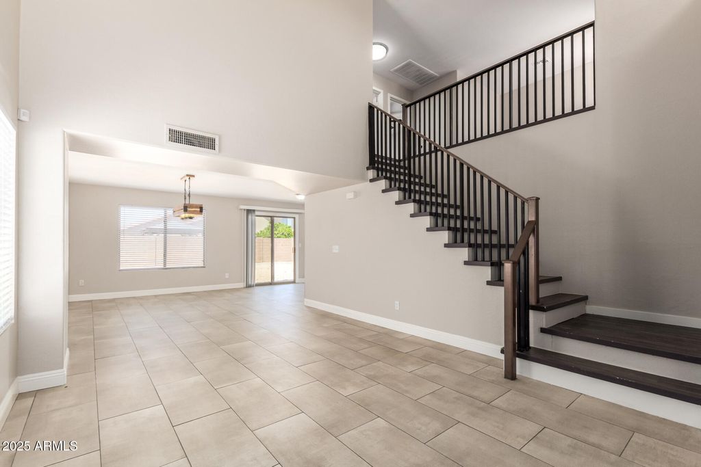 Photo of 1386 E 10th Street, Casa Grande, AZ 85122 (MLS # 6900350)