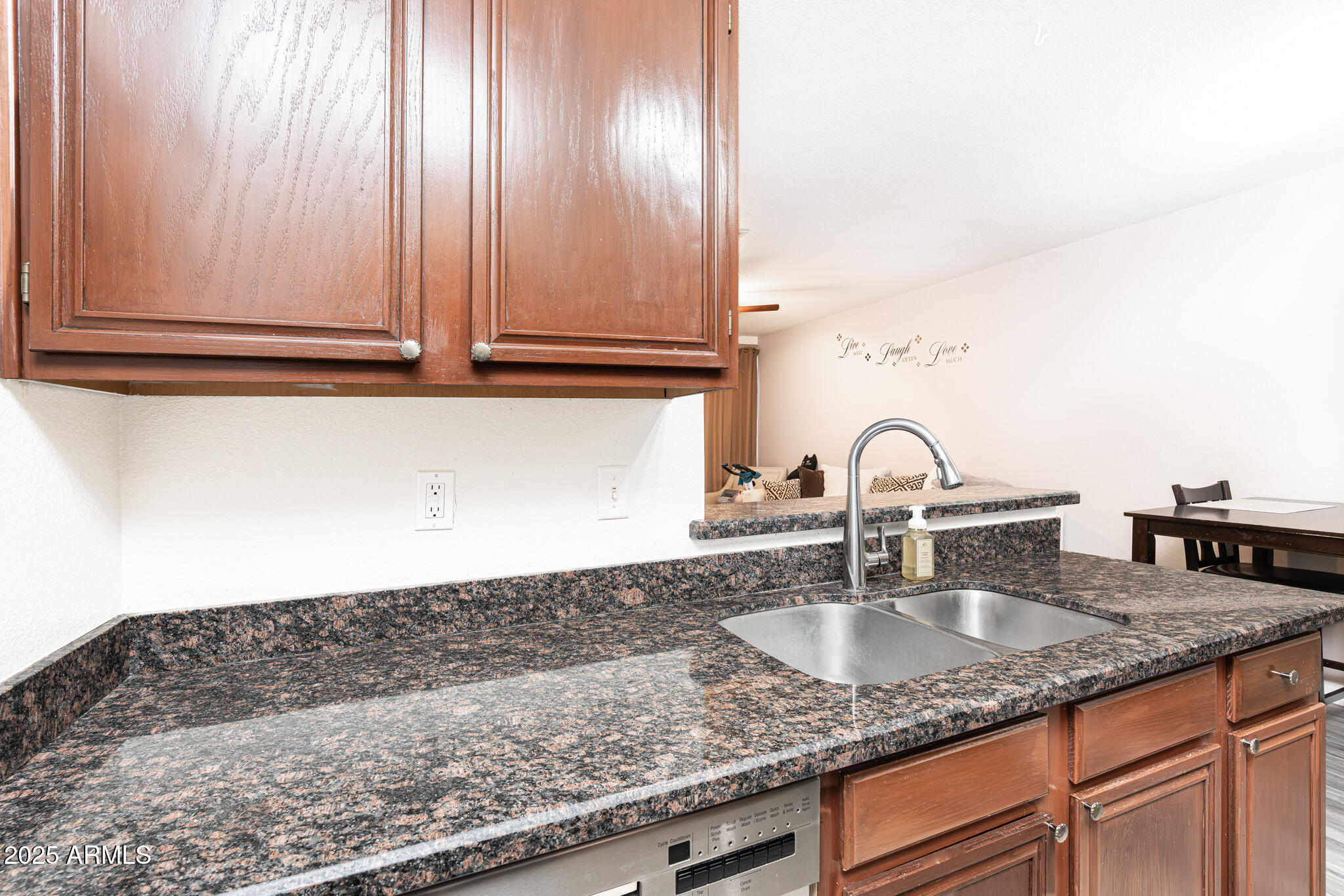 2301 E UNIVERSITY Drive 341