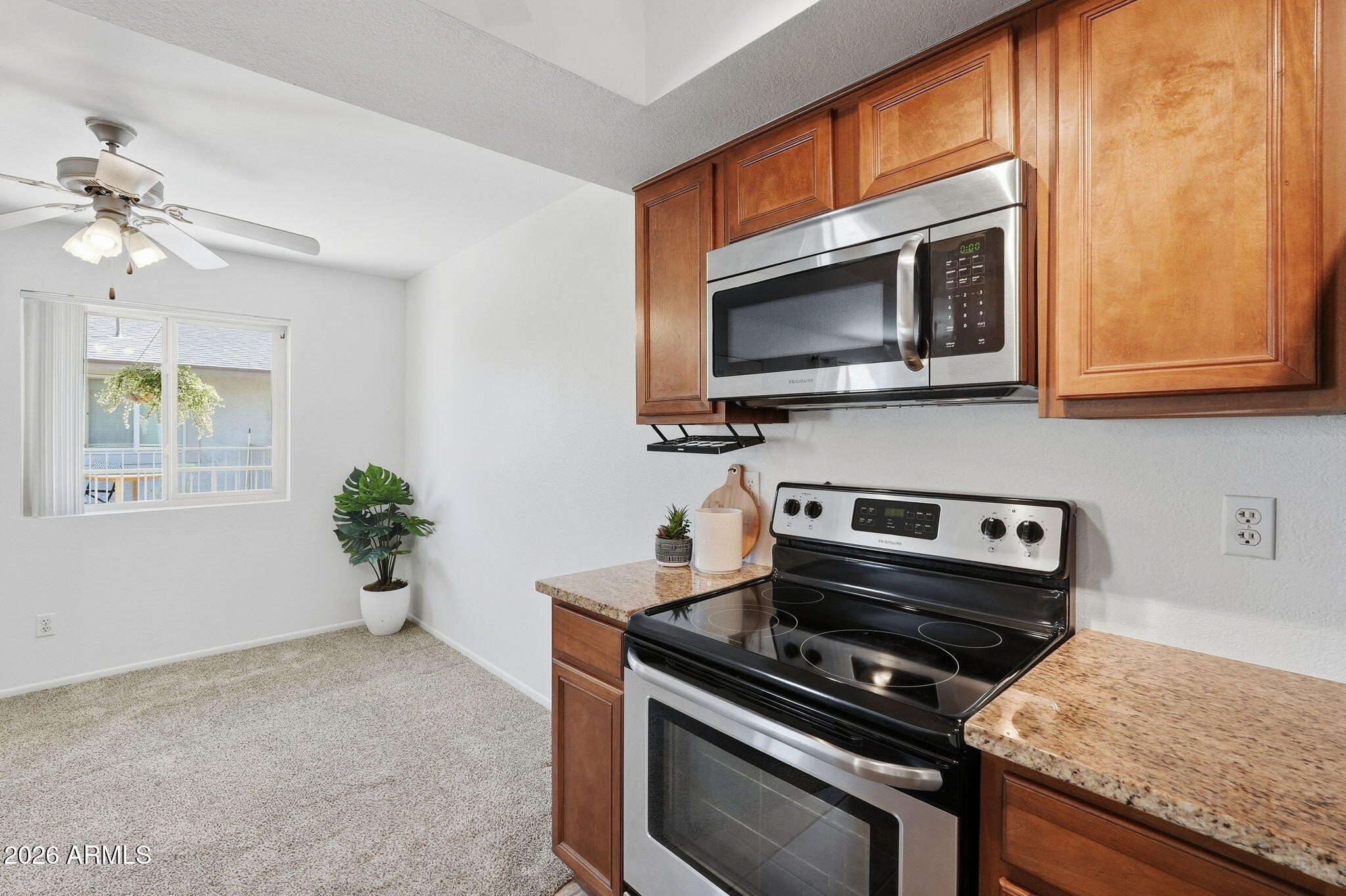 1264 N 85th Place
