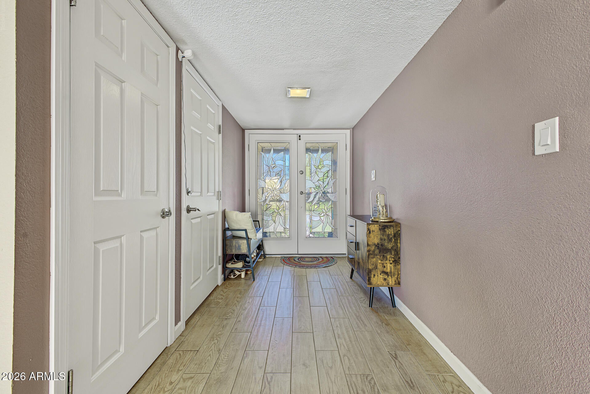 2116 W CLAREMONT Street