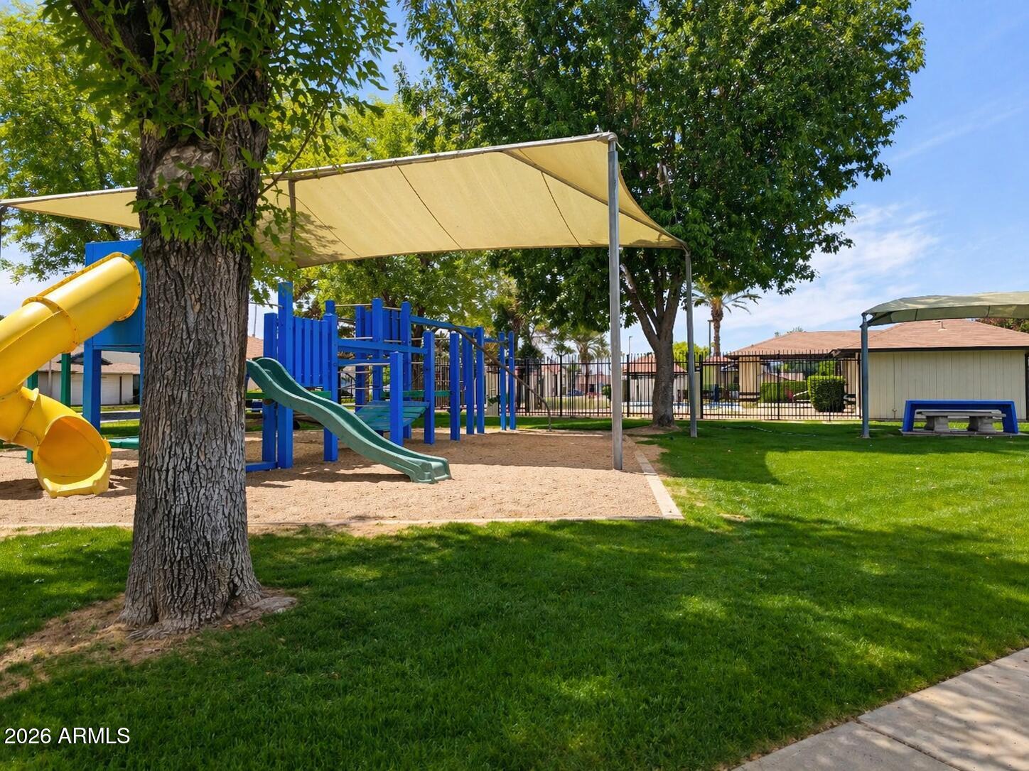 LAURELWOOD AT VILLA DE PAZ - Residential