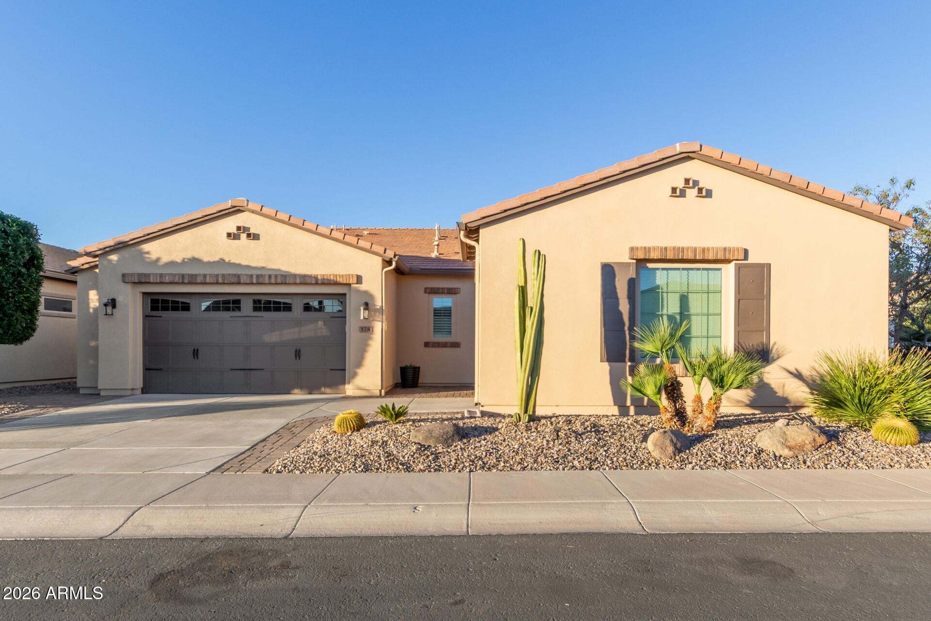 174 E ATACAMA Lane