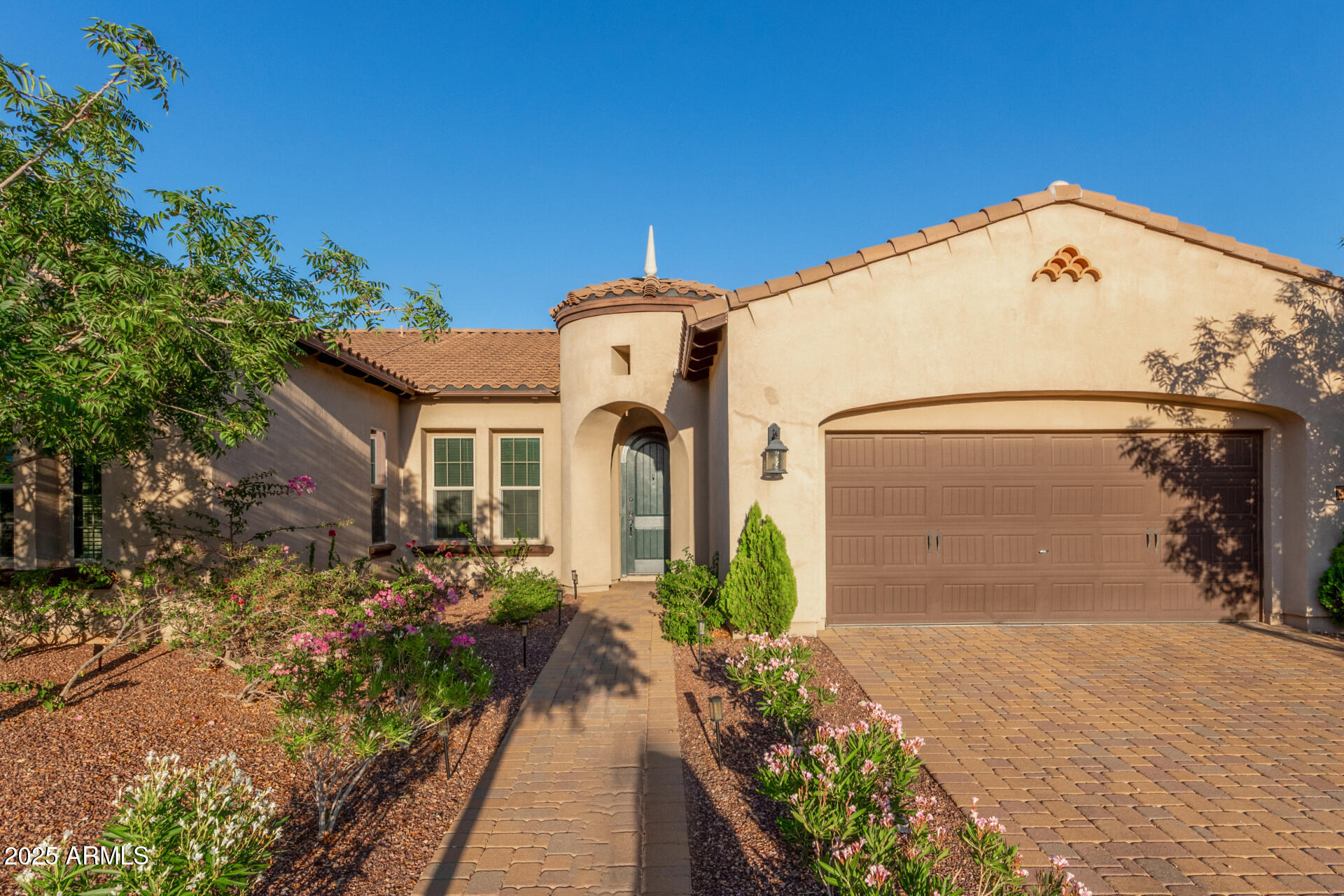 4571 N ARBOR Way