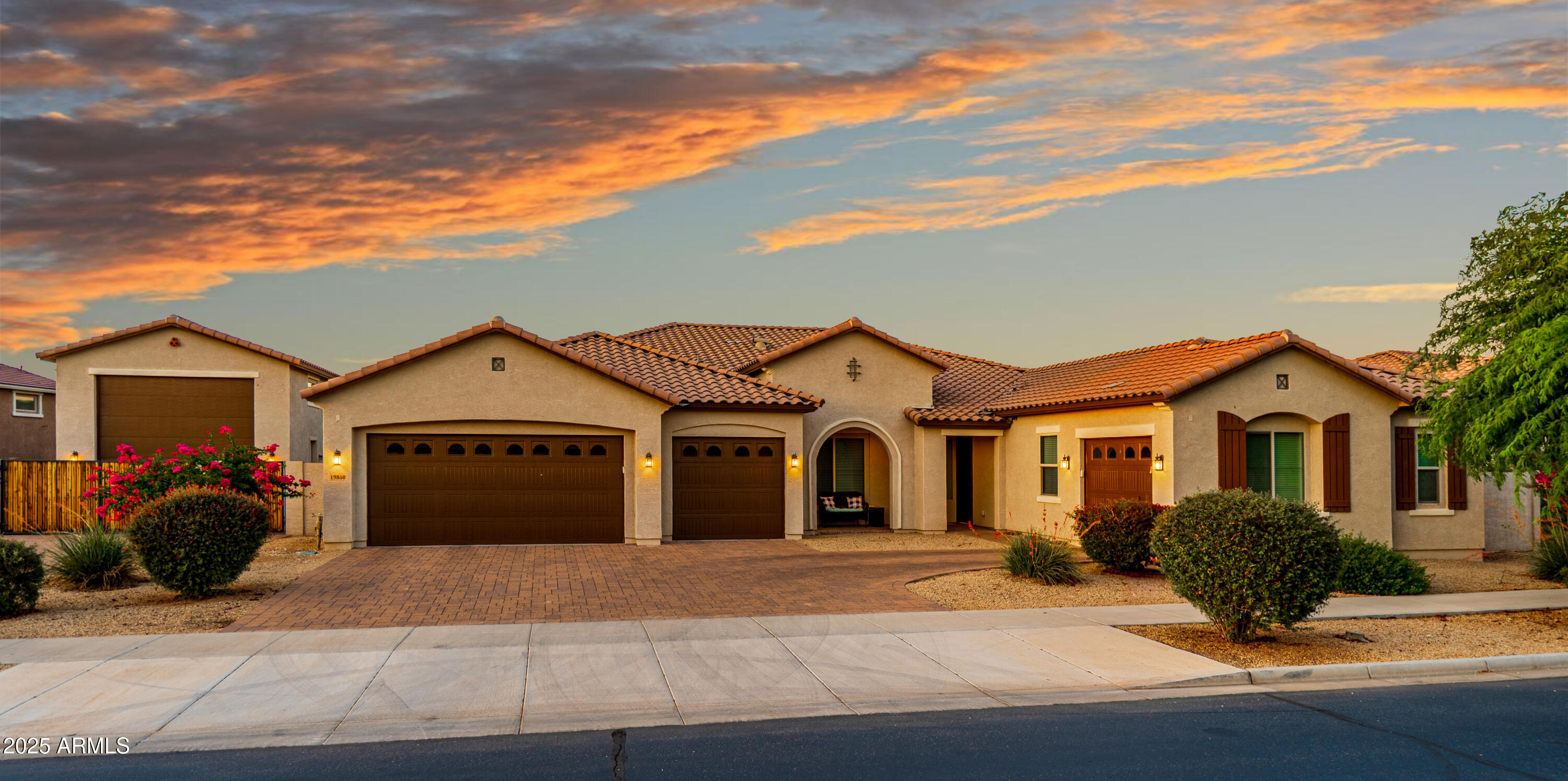 Homes for Sale in Queen Creek Arizona 1 19850 E CATTLE Drive