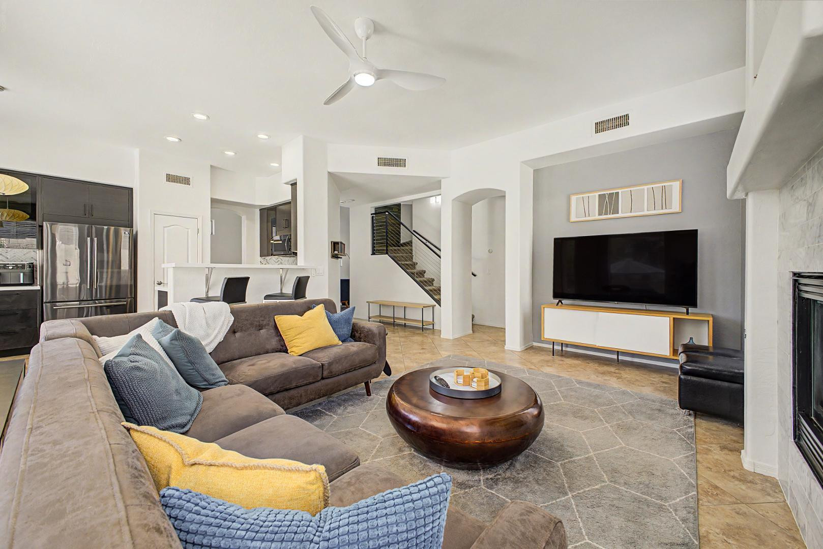 3563 N Tuscany