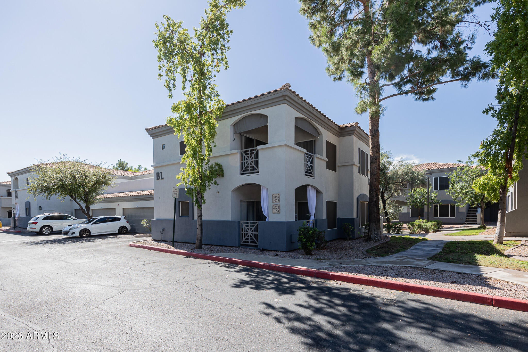 600 W GROVE Parkway 2053