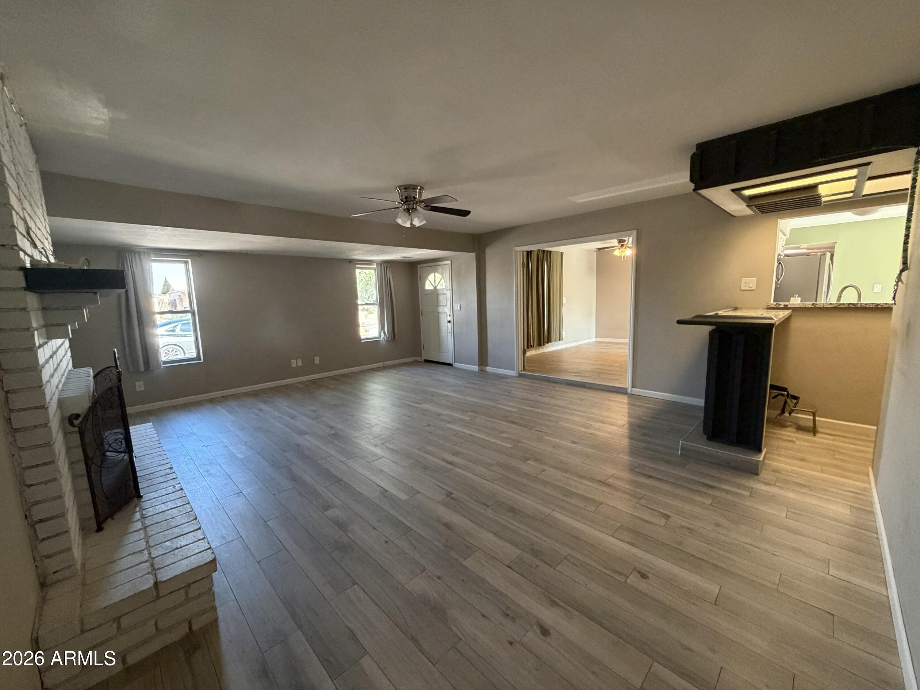634 N SANTA ANNA --
