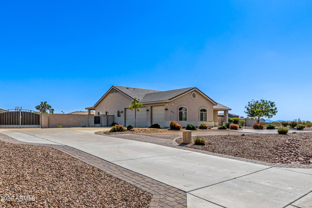 Photo of 10315 W Rosemead Drive, Casa Grande, AZ 85194 (MLS # 6989299)