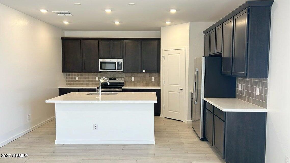 25360 W BOWKER Street