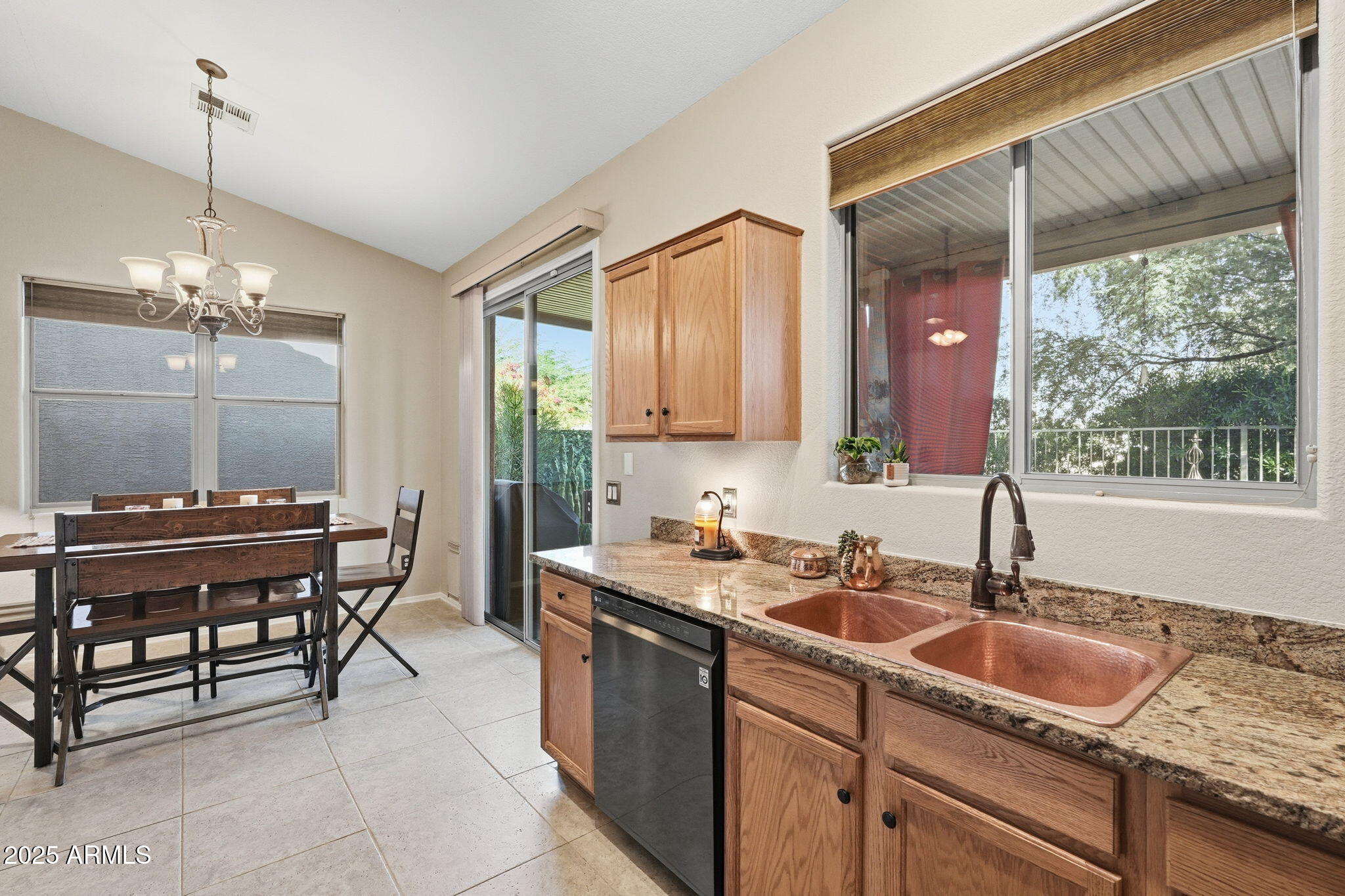 VISTA POINT - Residential