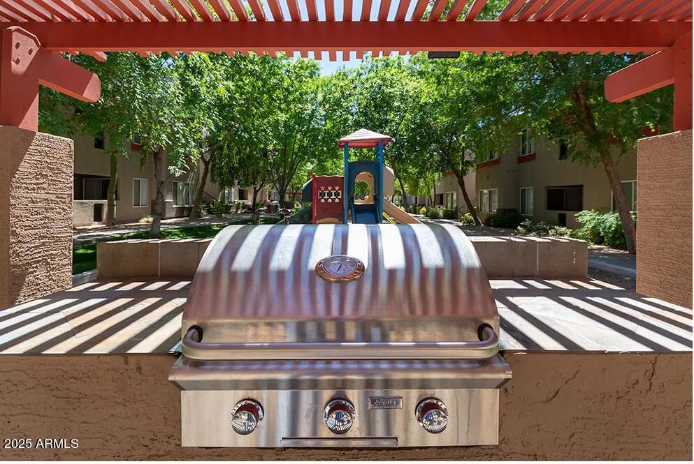 17447 N Avenue Of The Arts 1