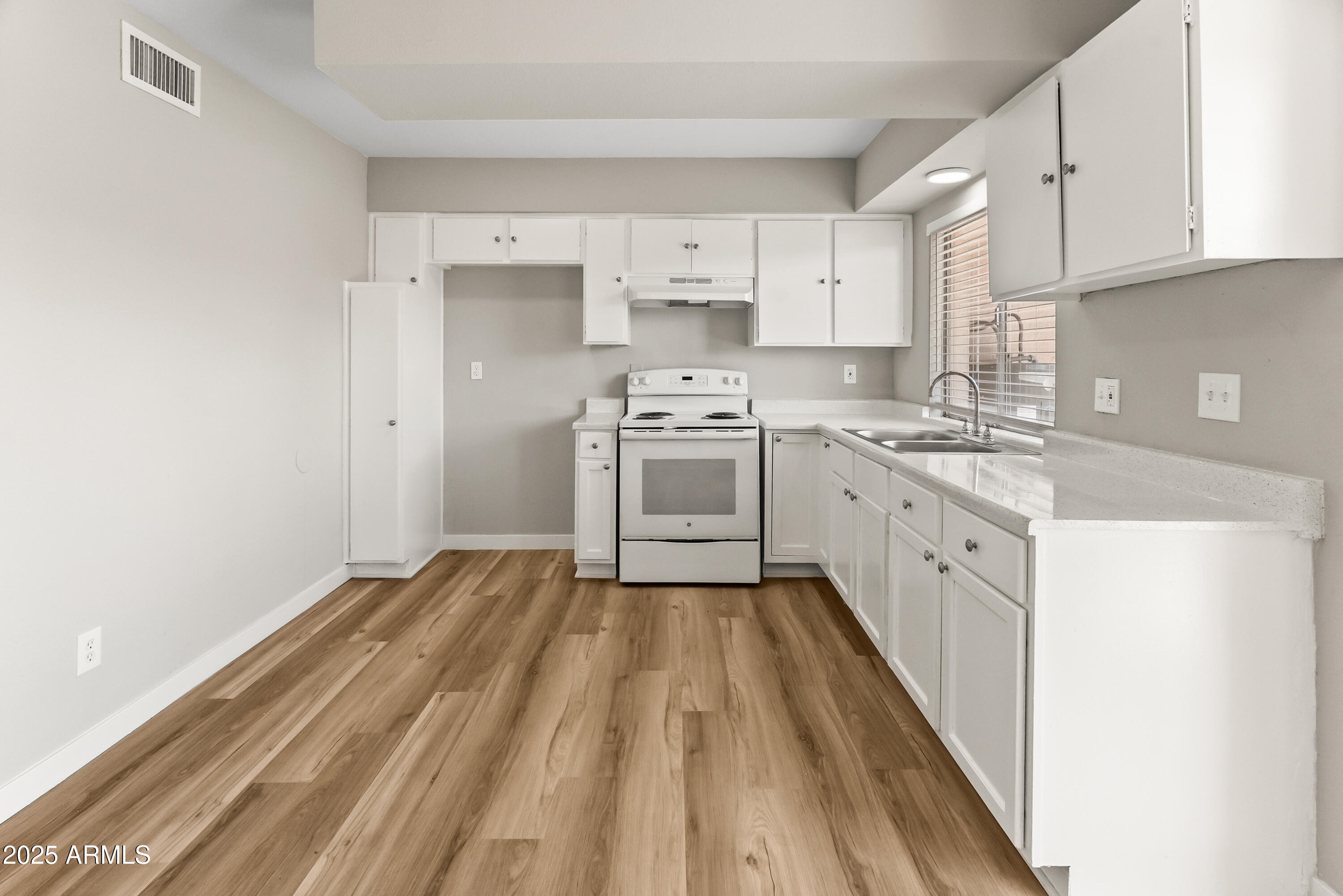 4625 W THOMAS Road 90