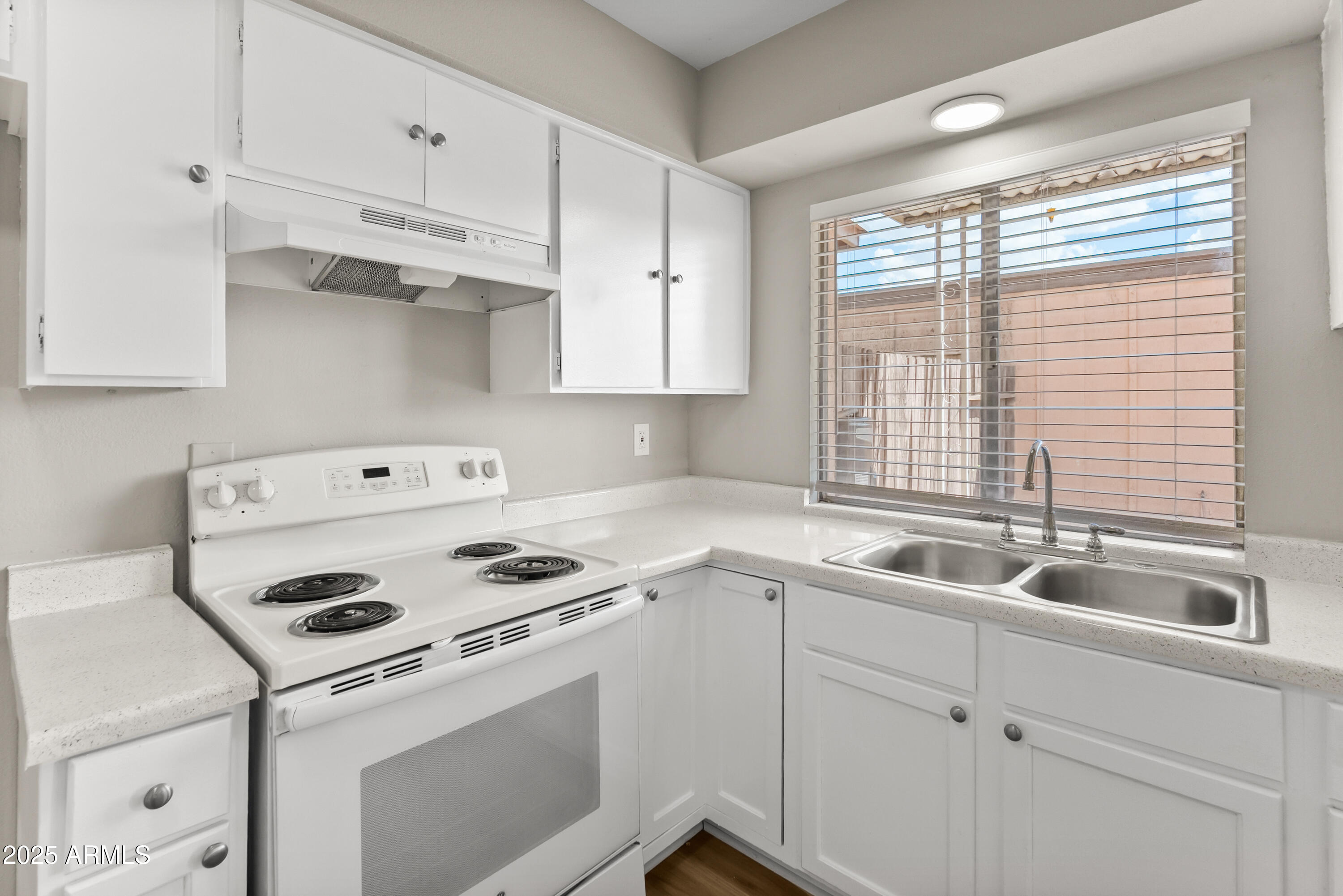 4625 W THOMAS Road 90